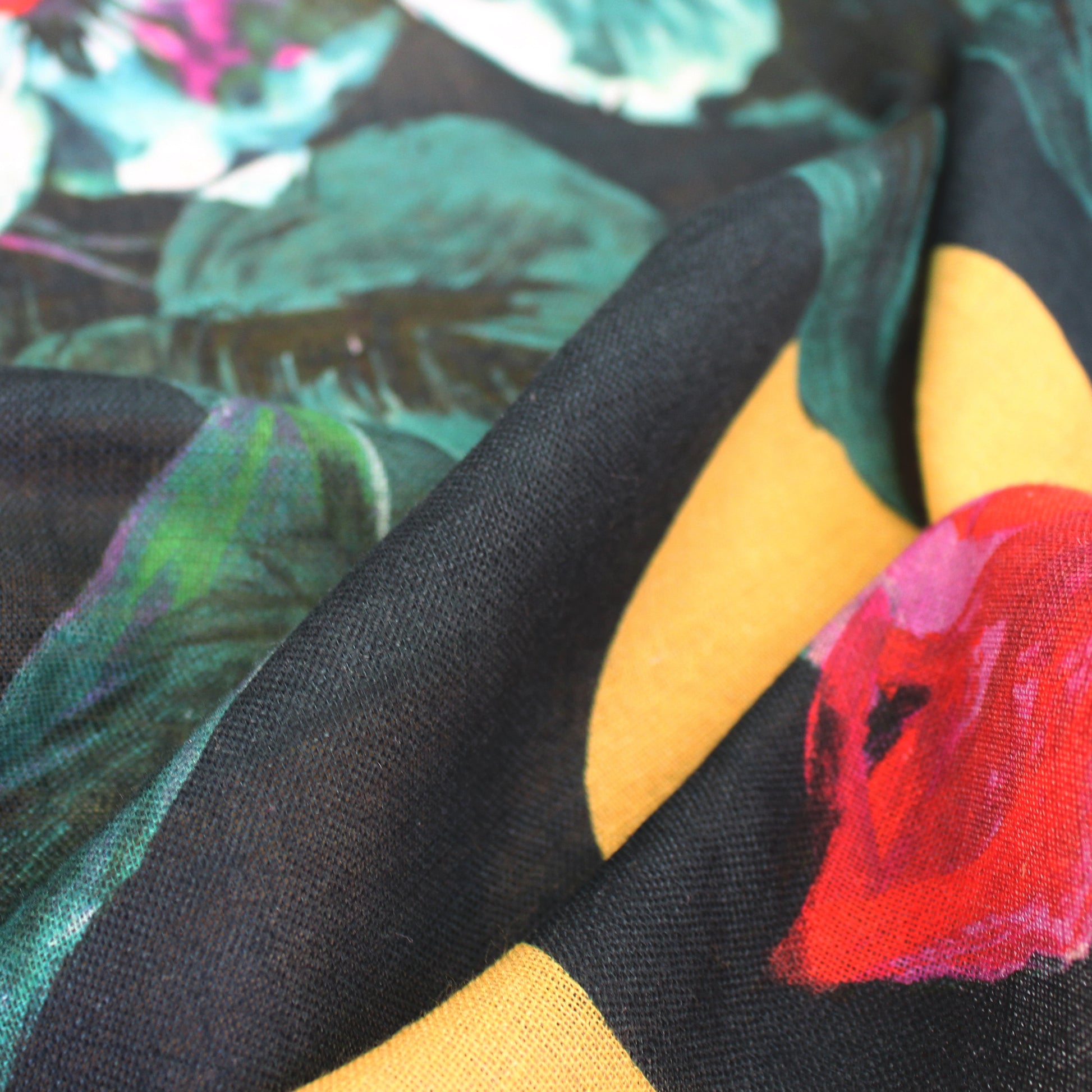 Italian 'garden sun' 100% linen panel