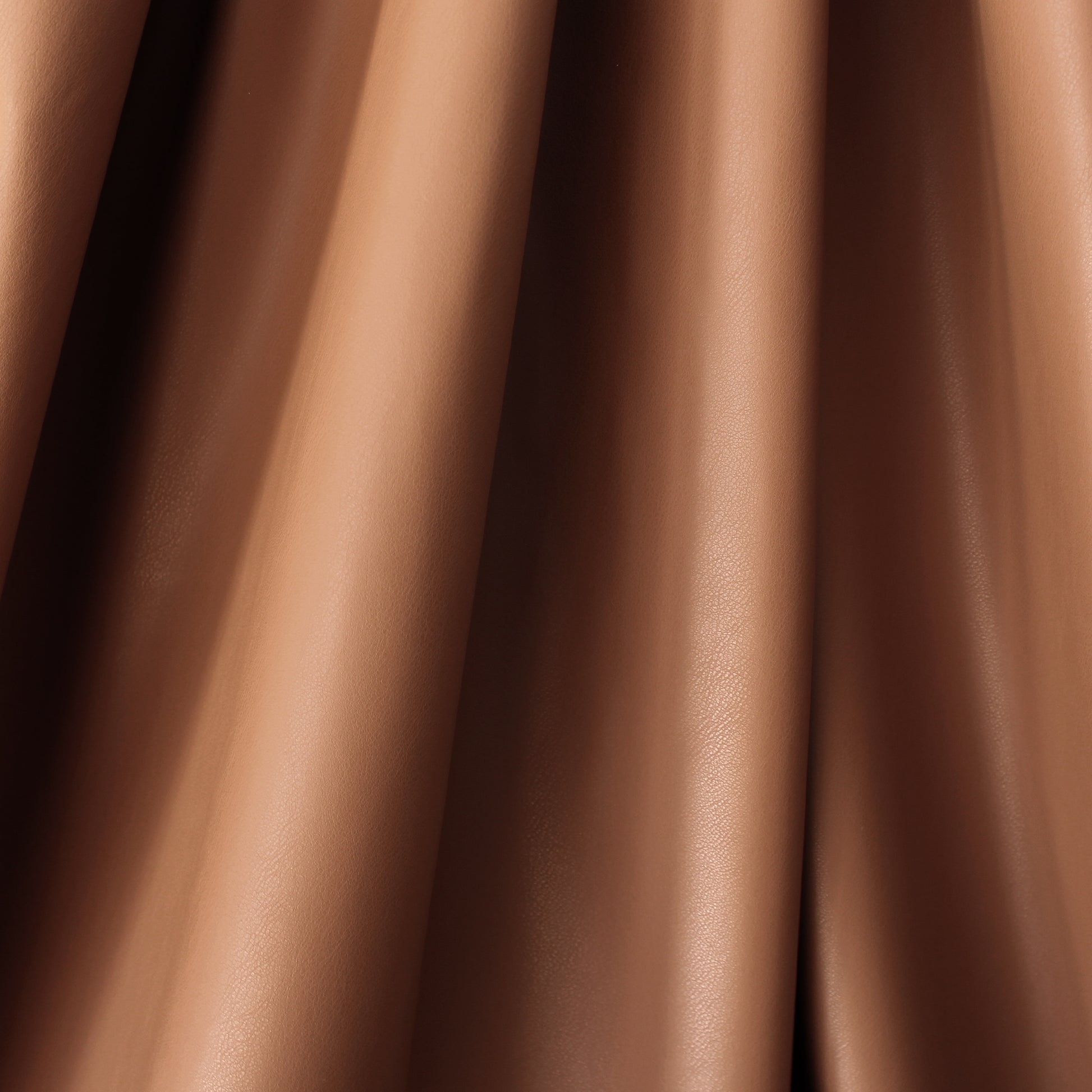 brushed-back supple faux leather - praline