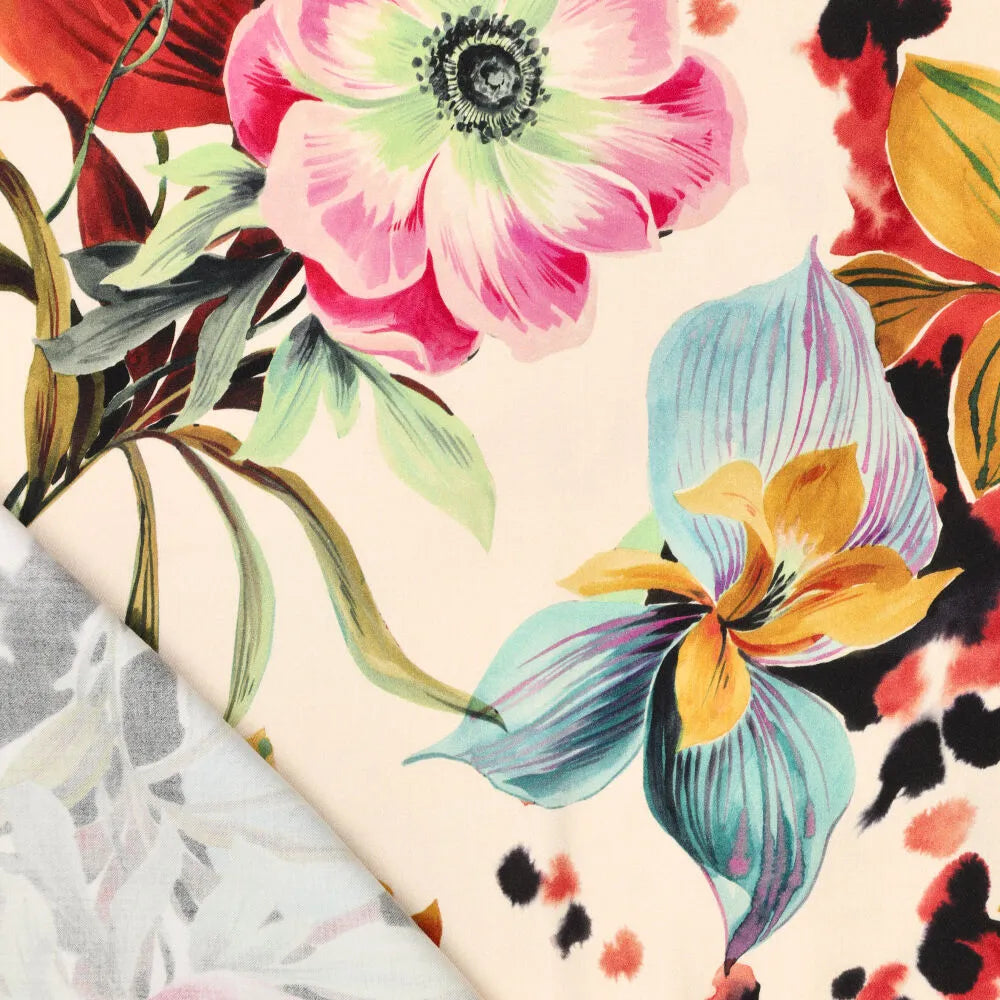 viscose satin, stretch dressweight woven 'paradise'