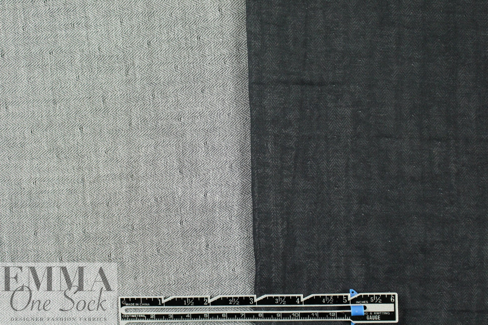 Japanese cotton 2-ply y-d reversible herringbone - gray