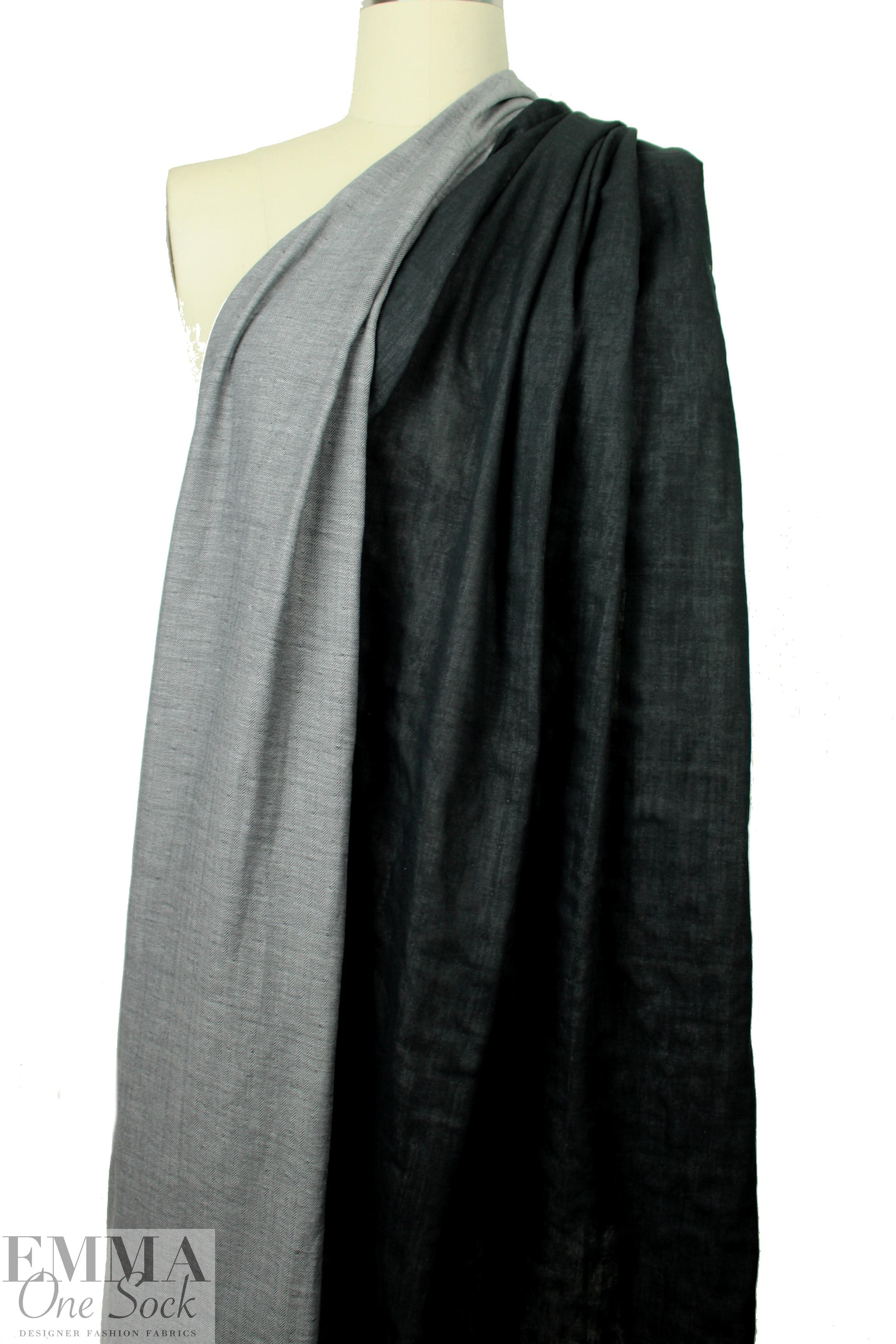 Japanese cotton 2-ply y-d reversible herringbone - gray .75 yds