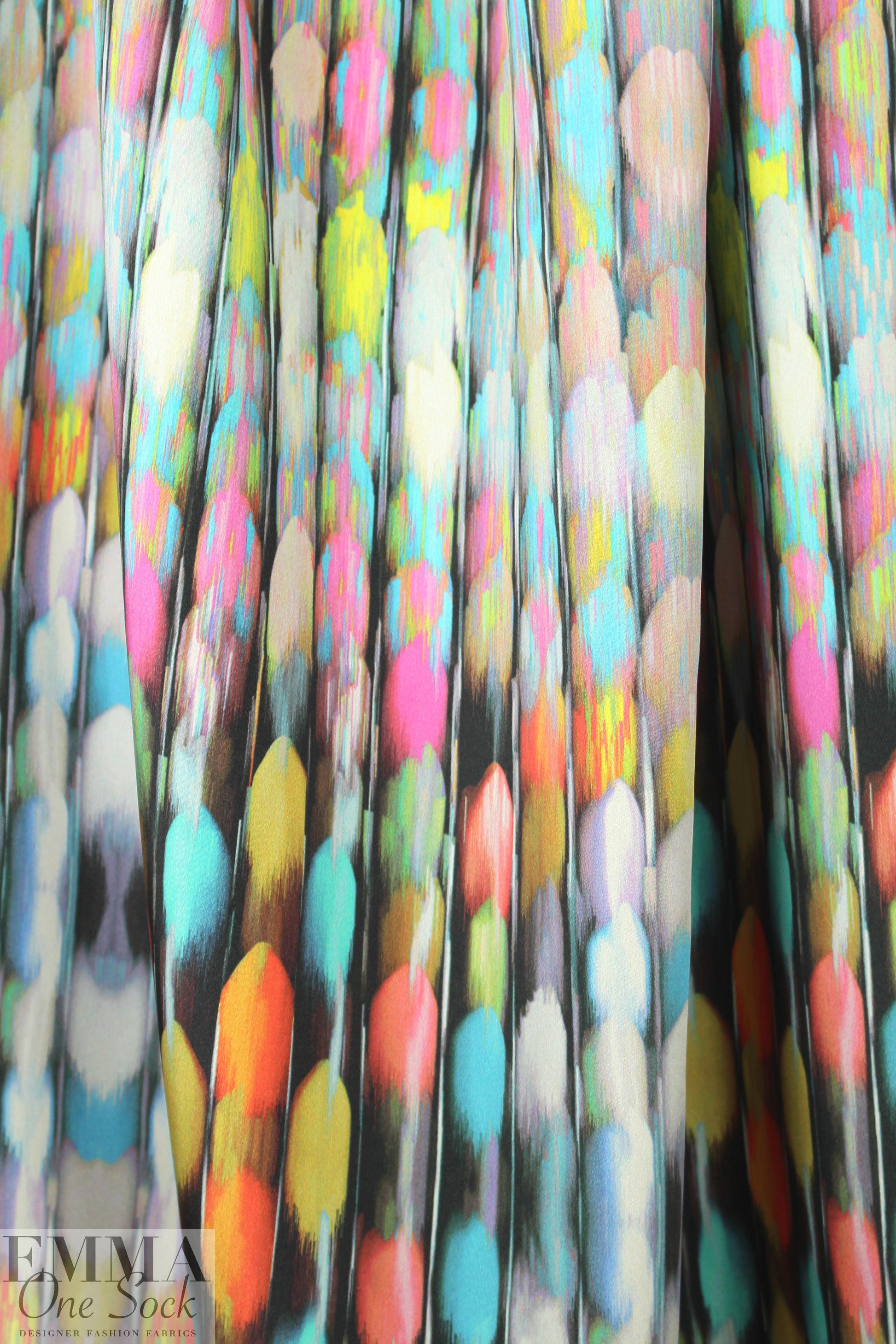 NY designer feather fantasy graphic 4-ply silk