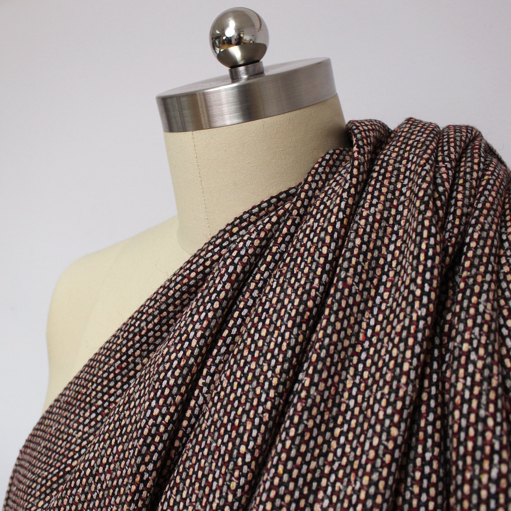 Italian 'auburn' wool/cotton woven suiting