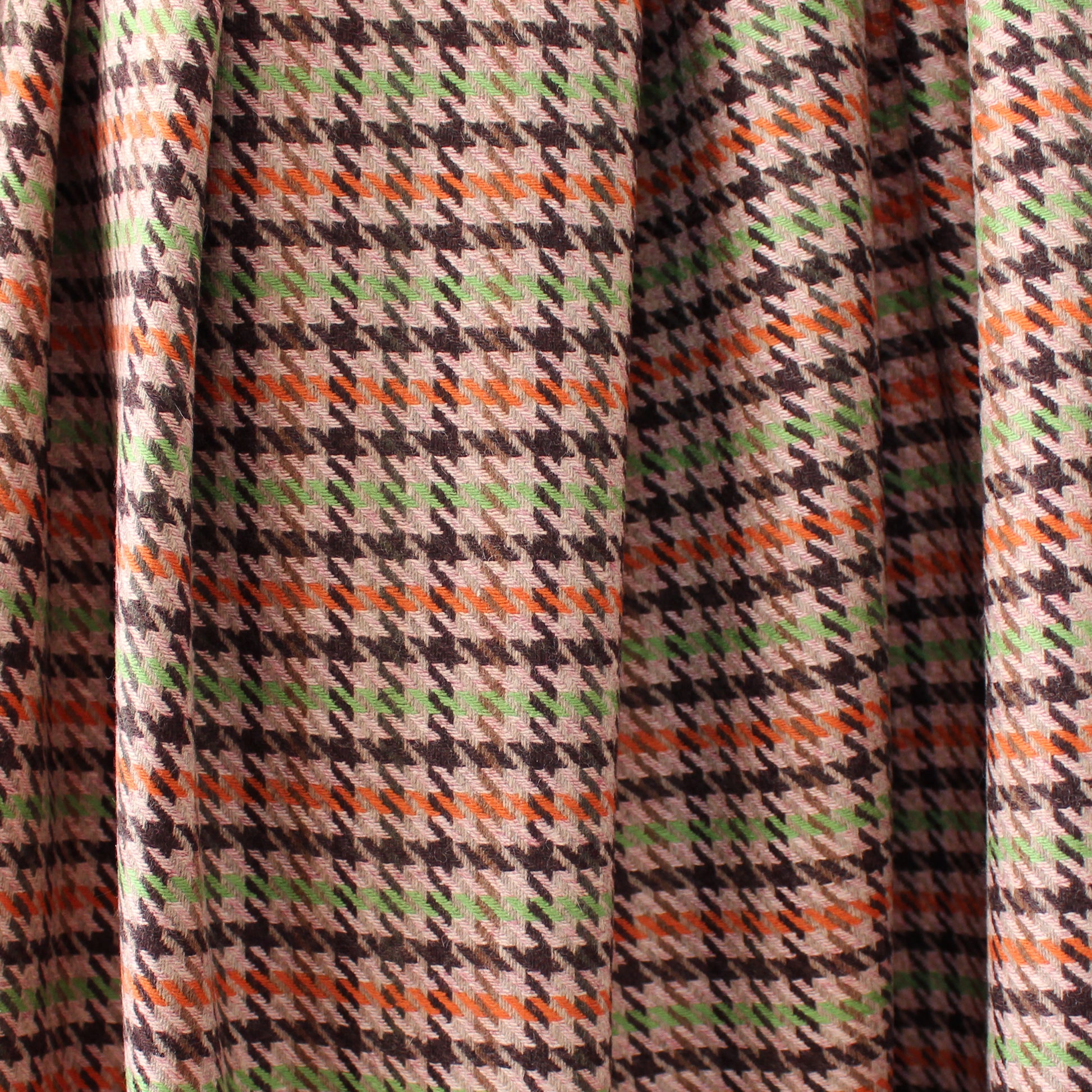 Italian houndstooth wool/cotton blend suiting