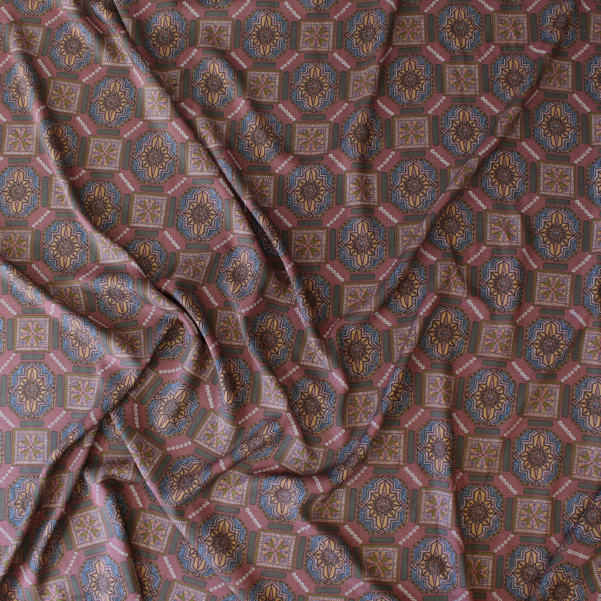 Italian 'craftsman belle' viscose challis woven