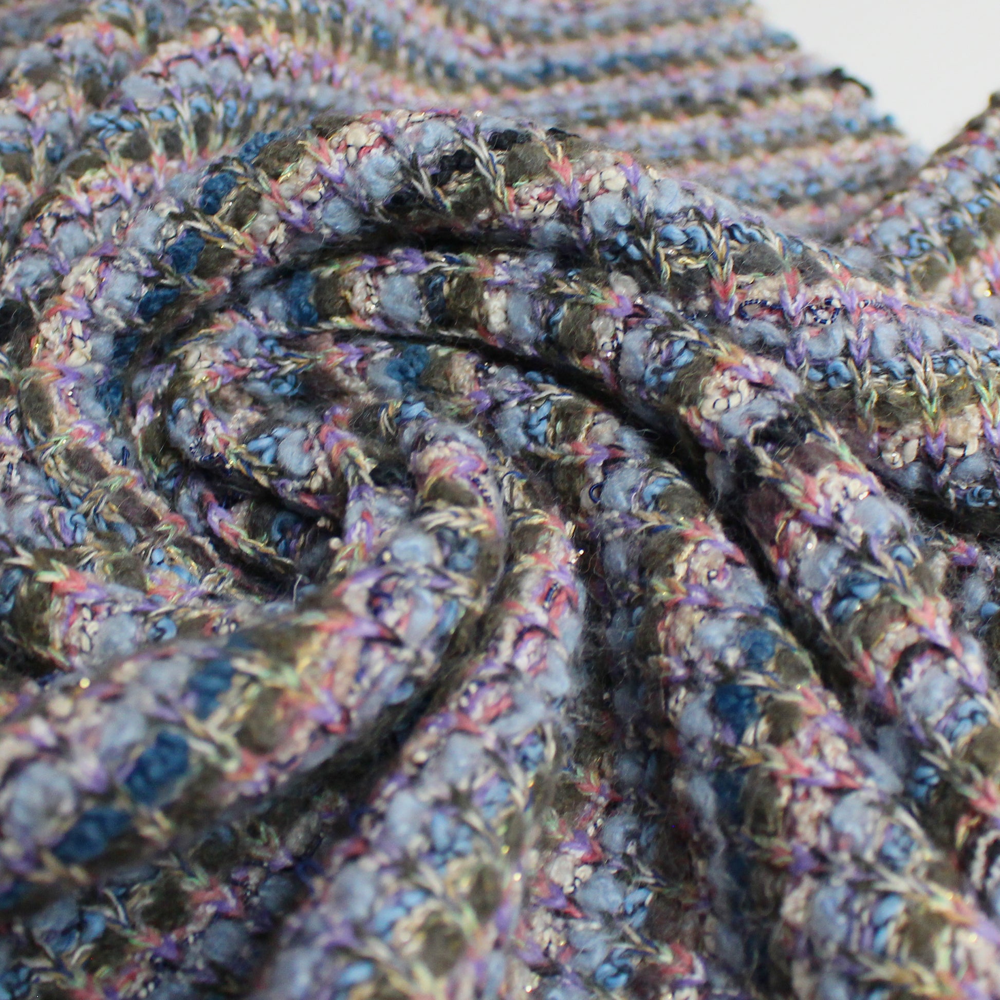 'pastel dream' chunky novelty sweater knit - lavender/peri