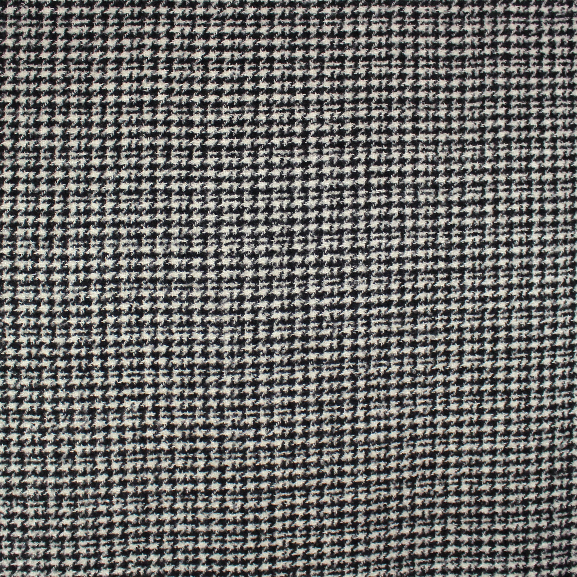 European 'downy houndstooth' virgin wool/cotton boucle