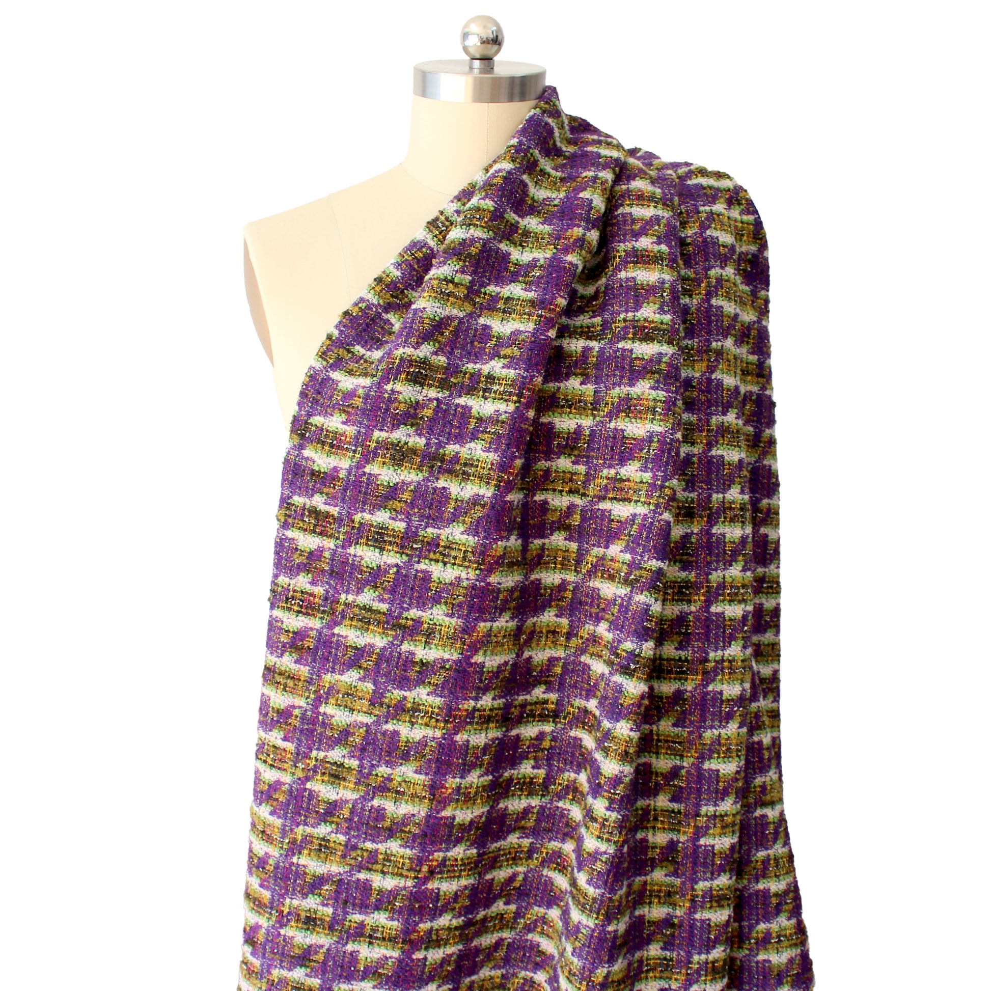 Fine Italian 'modern houndstooth' suiting - violet