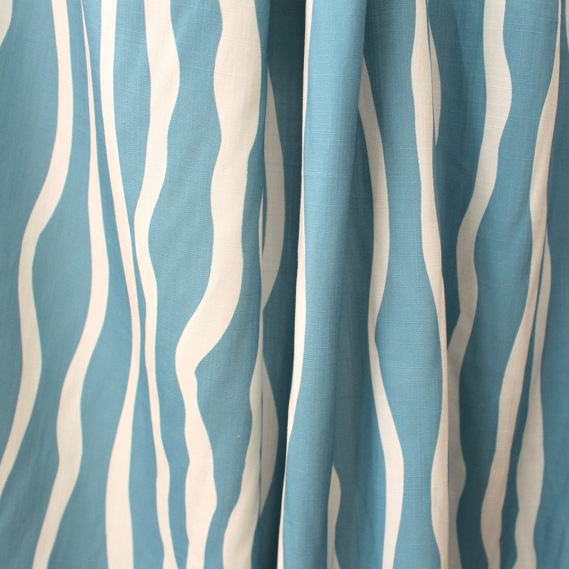 'zephyr' linen-look rayon woven - Adriatic blue