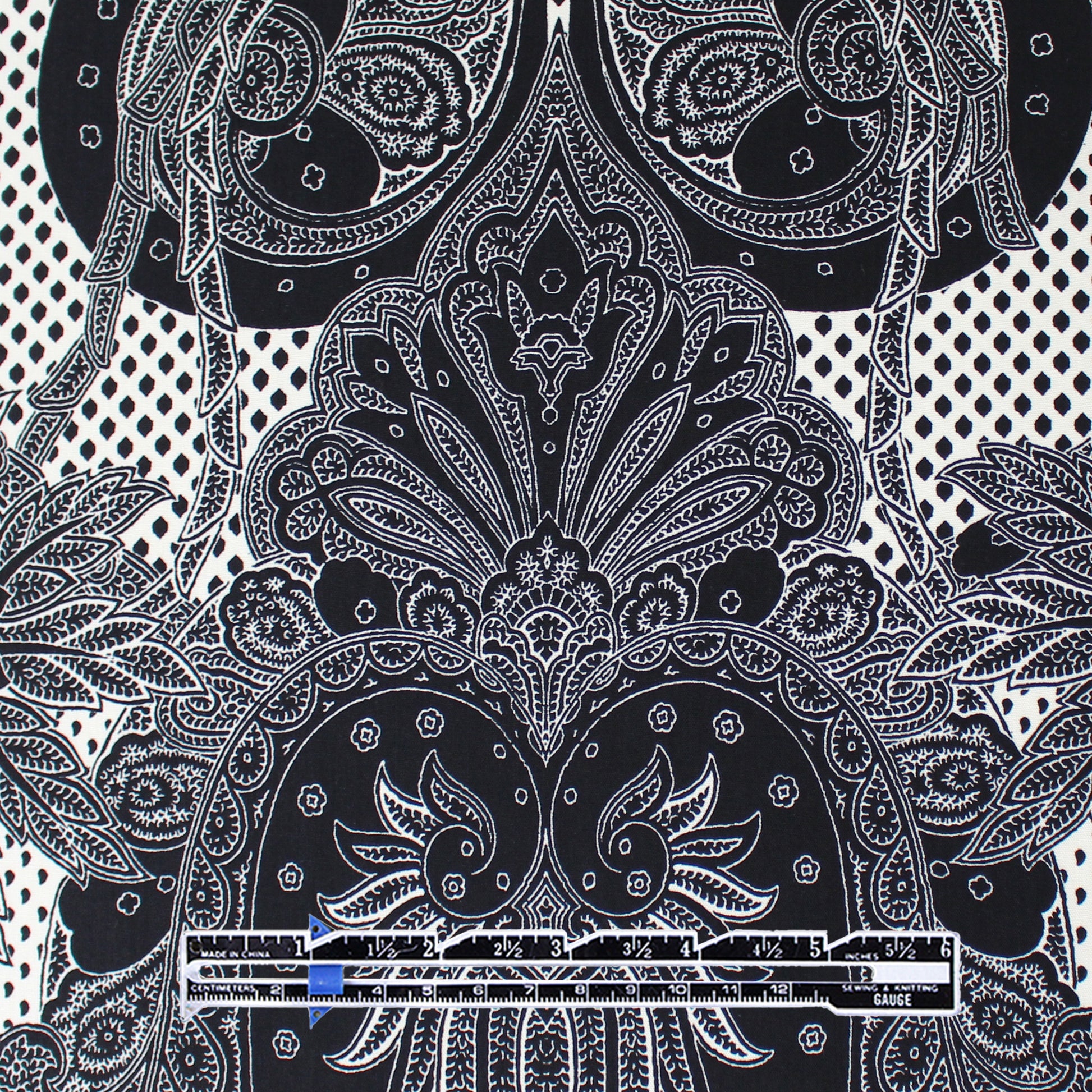 The K0oples 'Juliette paisley' Ecovero lightweight woven