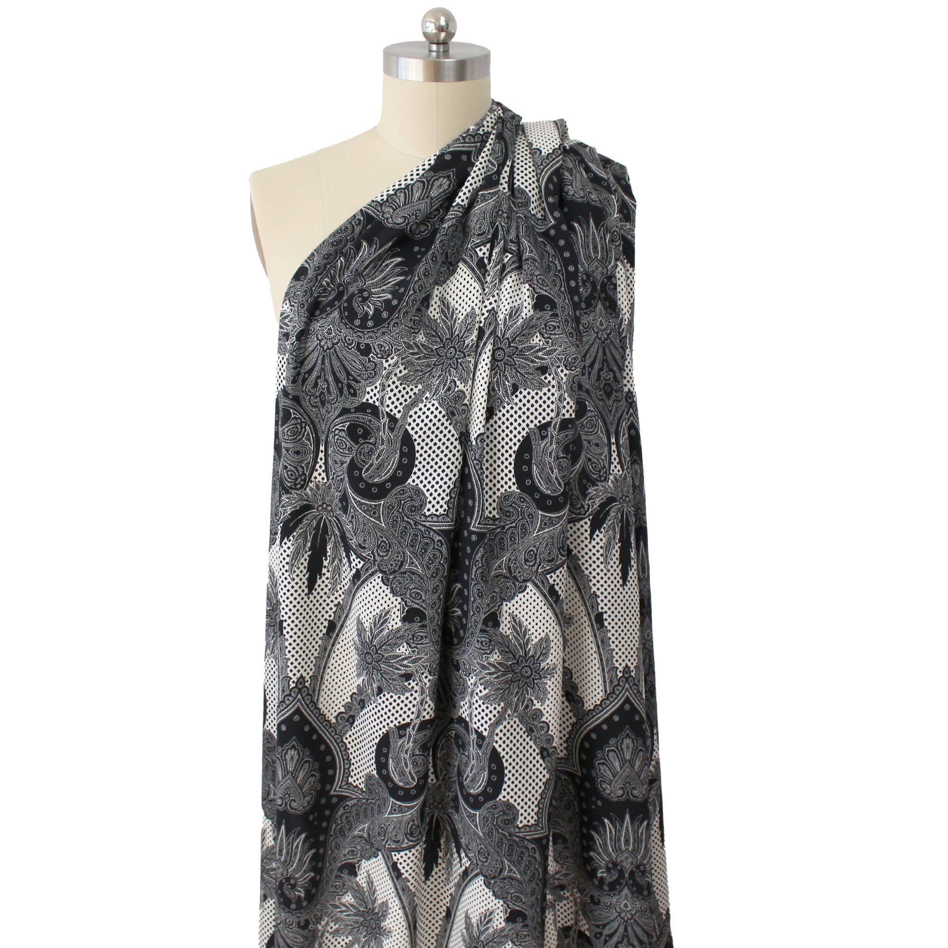 The K0oples 'Juliette paisley' Ecovero lightweight woven