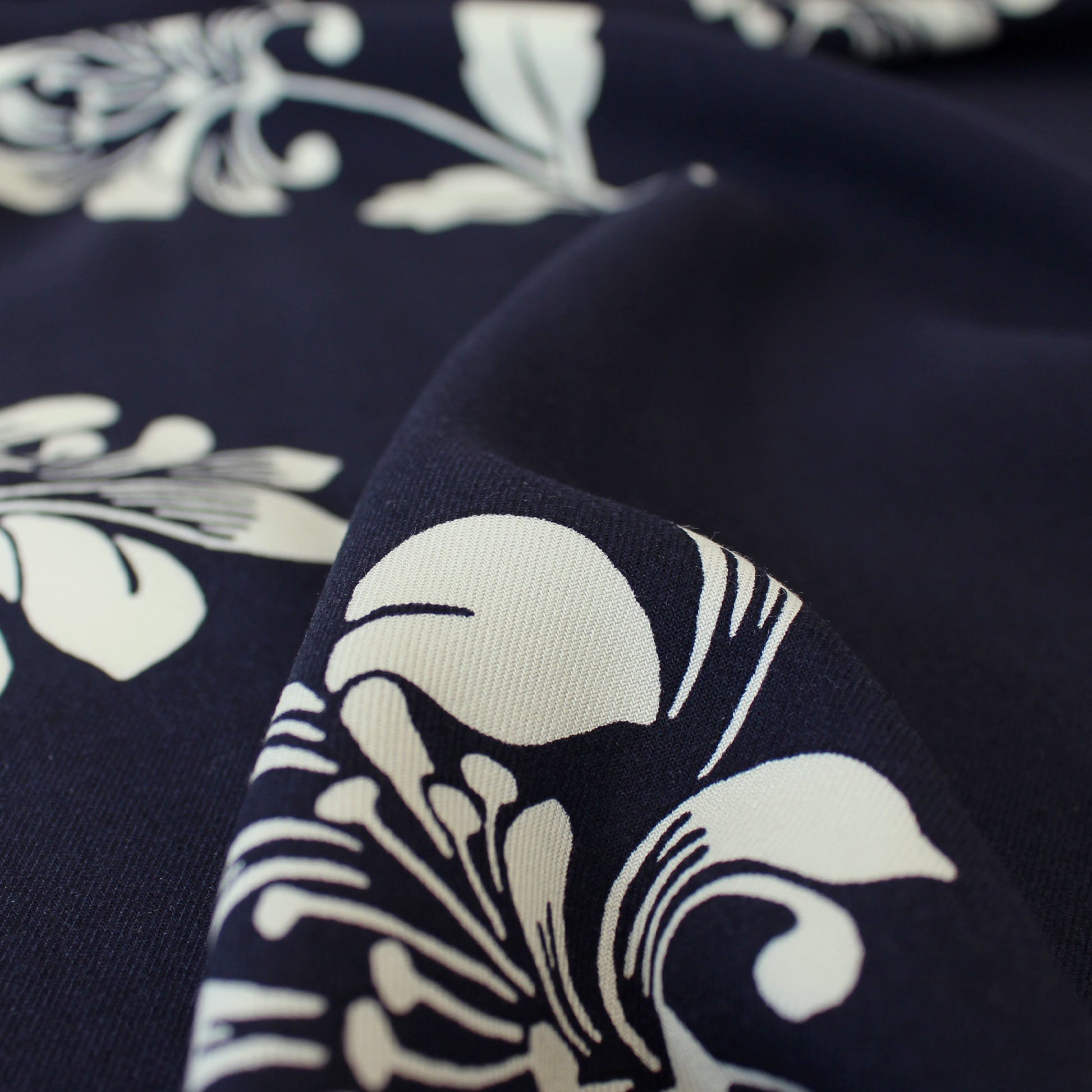 M@x Mara Ecovero floral blouseweight twill - ink/birch