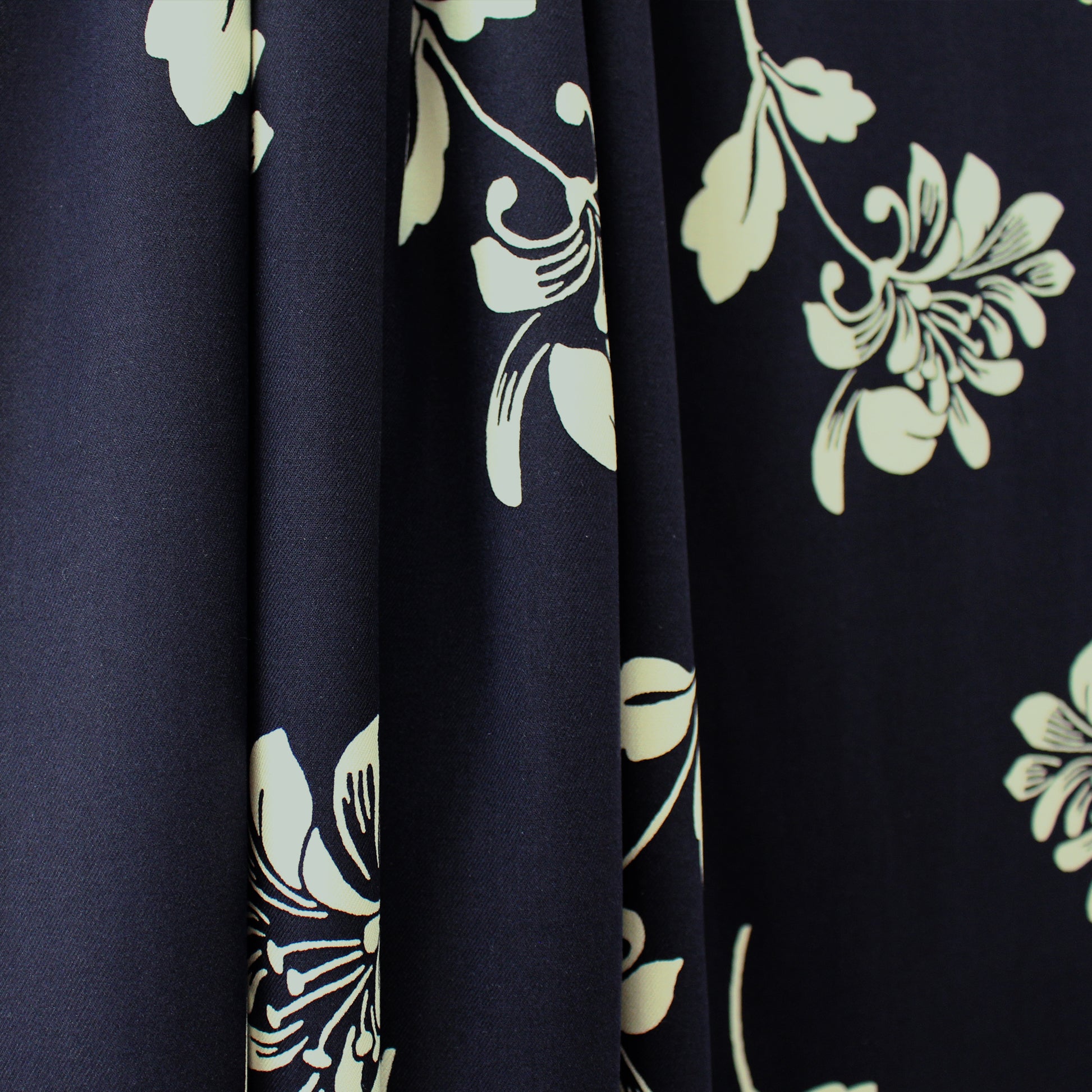 M@x Mara Ecovero floral blouseweight twill - ink/birch