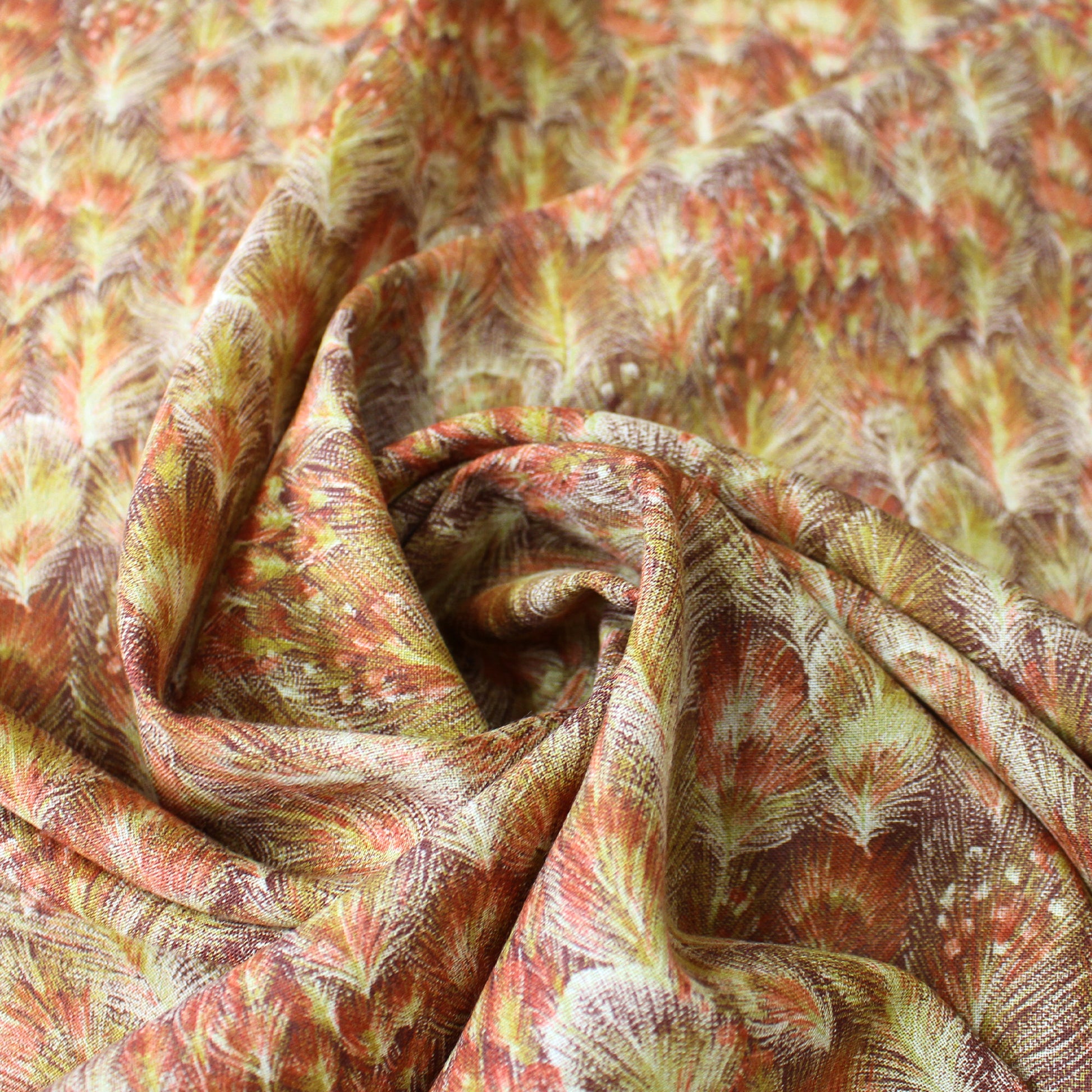 Italian 'light as a feather' all-wool dressweight woven