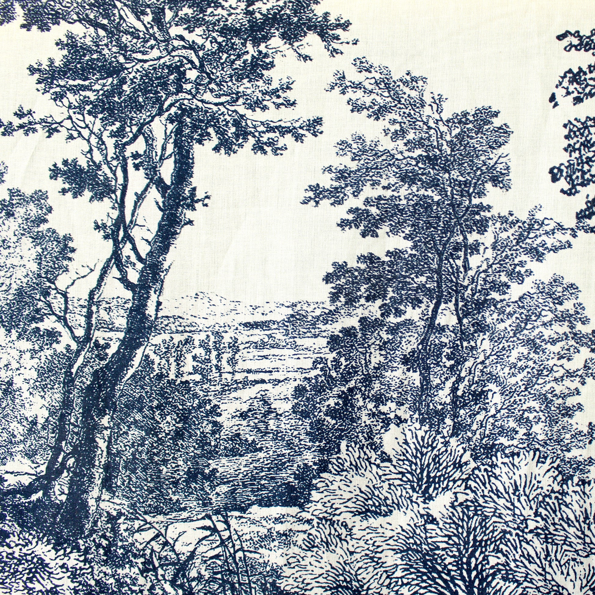 Italian 'Toile de Jouy' cotton lawn - indigo/antique white
