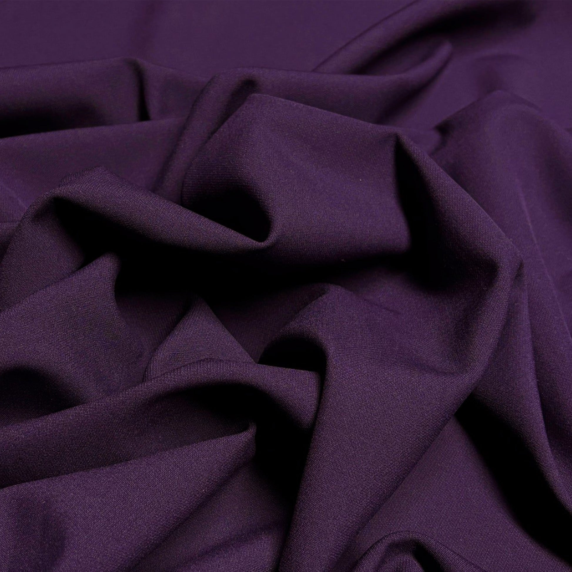 Hug0 Boss 4-ply viscose suiting - eggplant