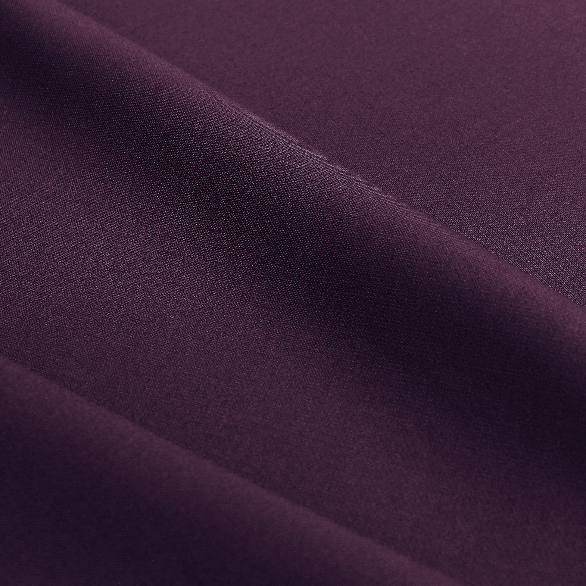 Hug0 Boss 4-ply viscose suiting - eggplant