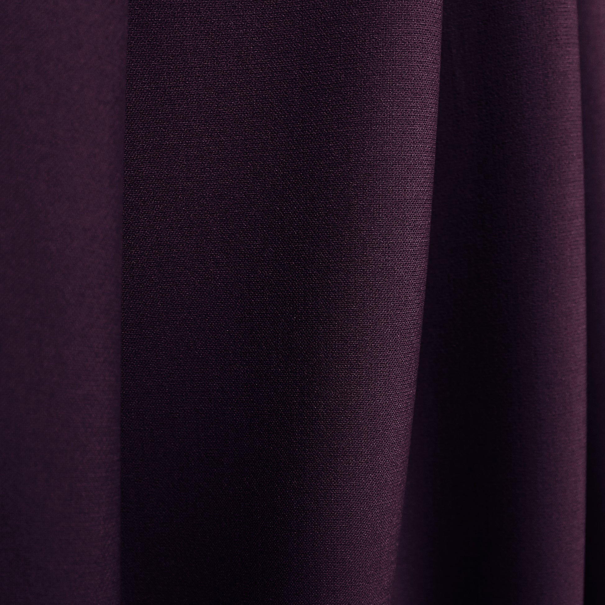 Hug0 Boss 4-ply viscose suiting - eggplant