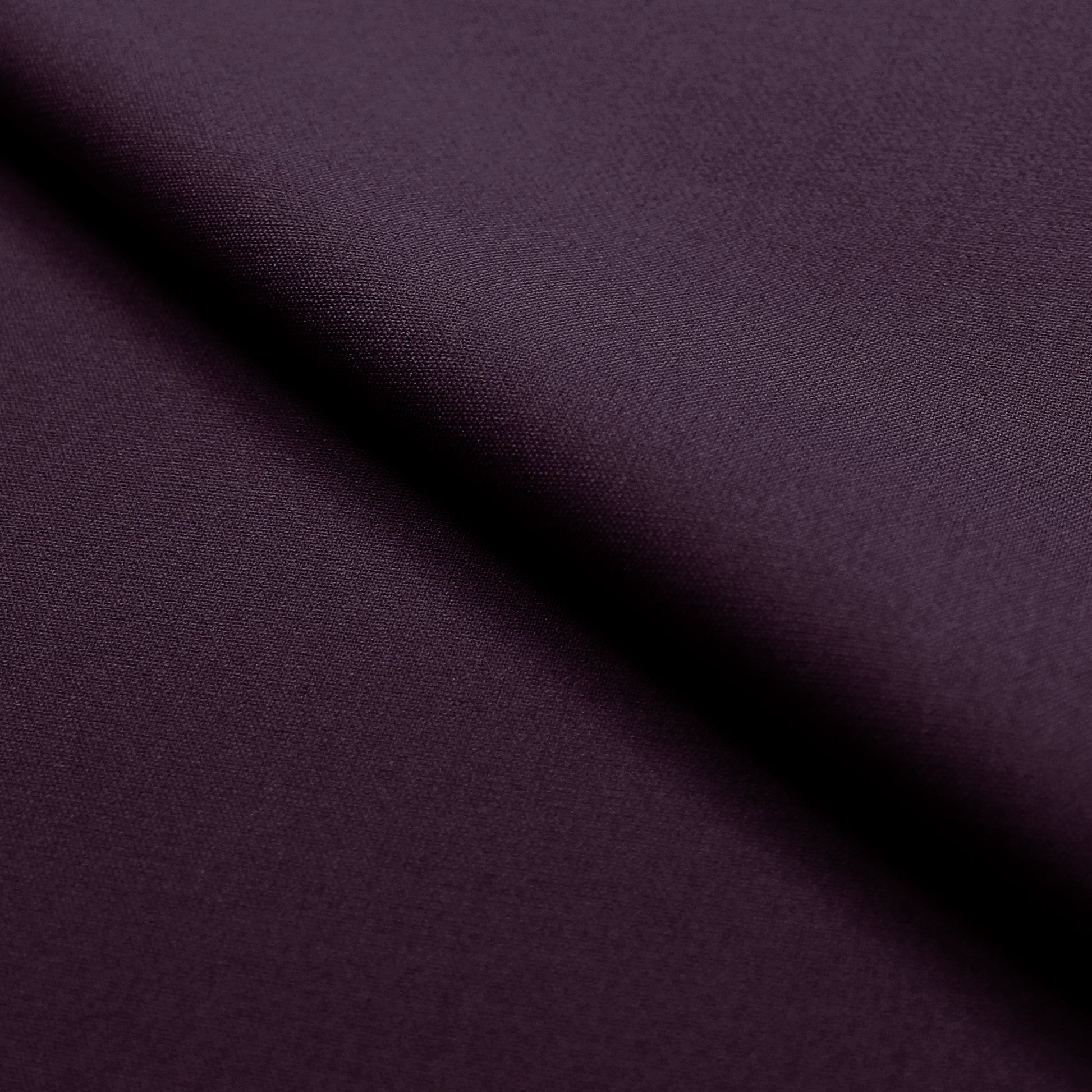 Hug0 Boss 4-ply viscose suiting - eggplant