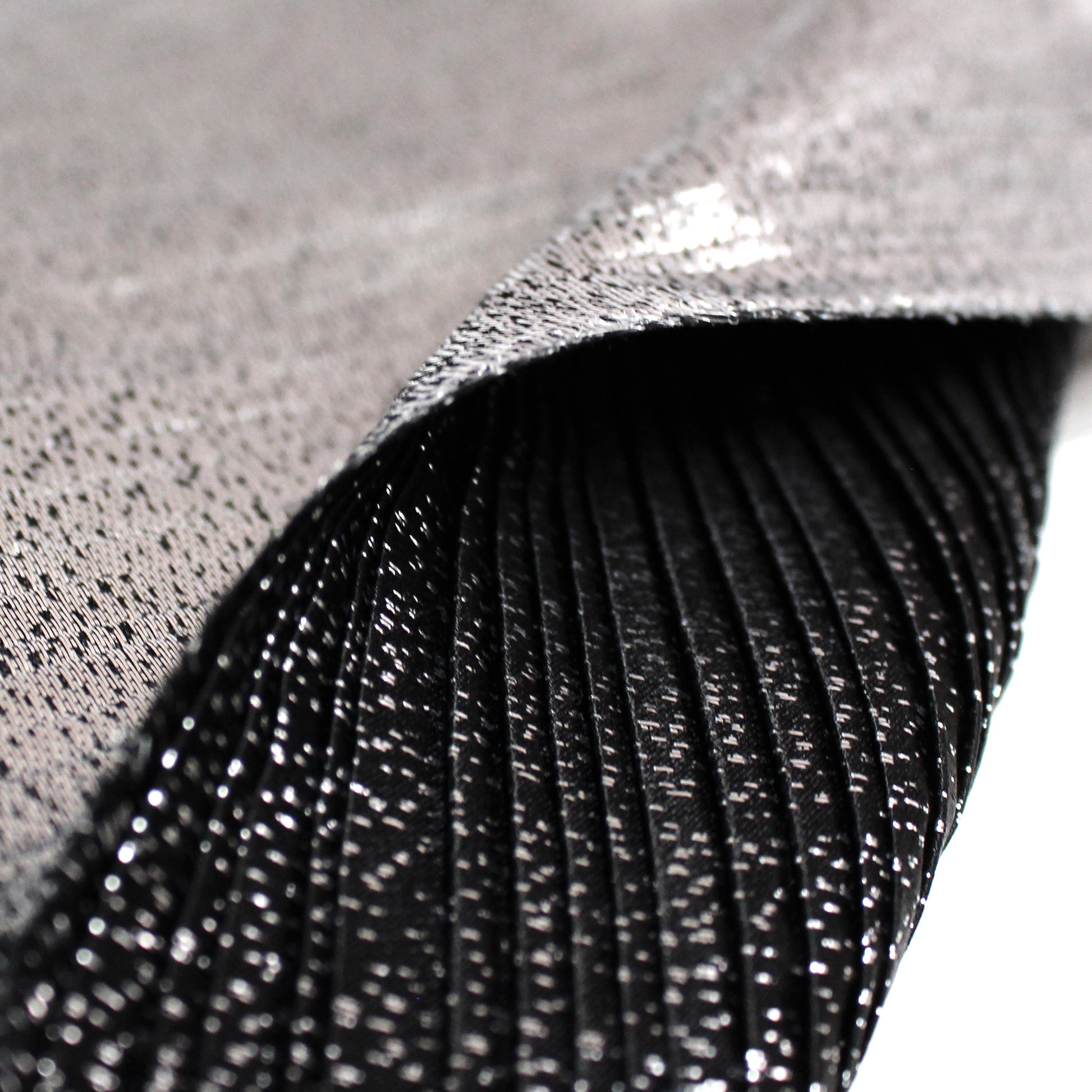 French silk/Lurex plisse - silver