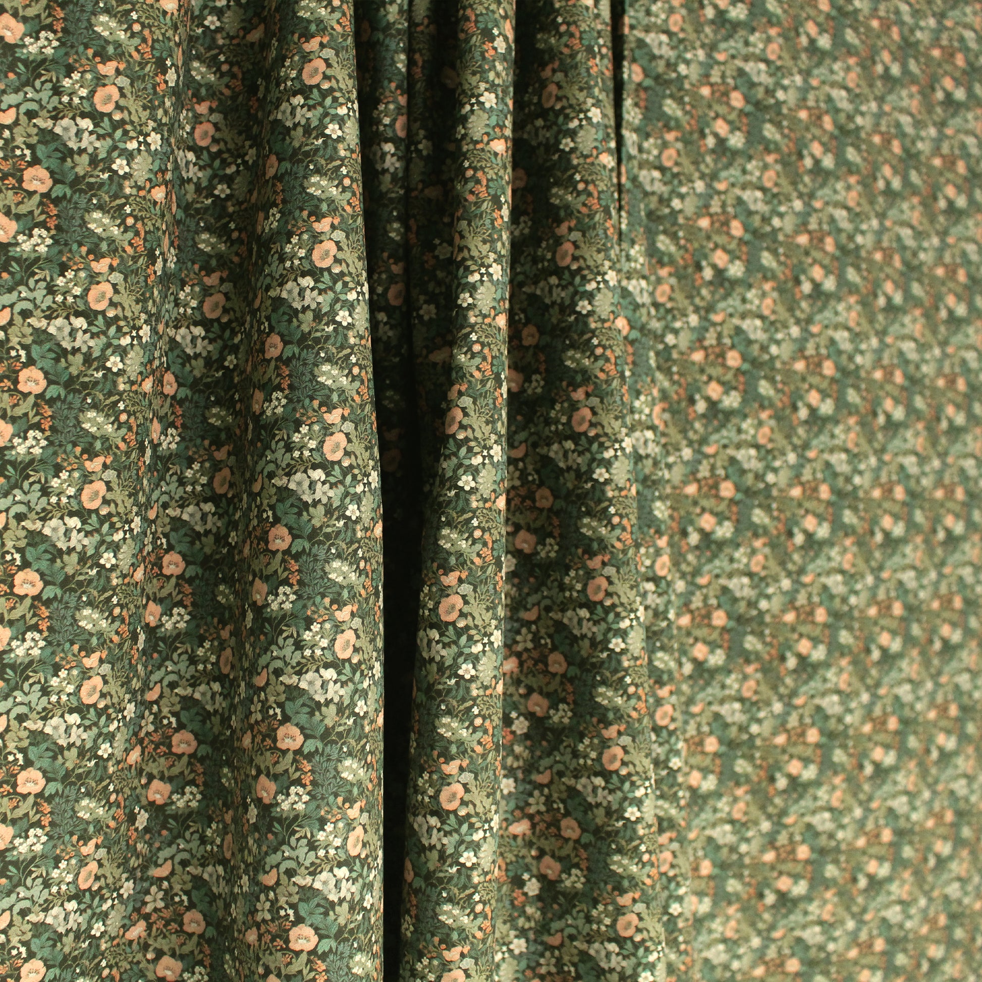 Dutch 'Cotswold floral' cotton poplin - sage