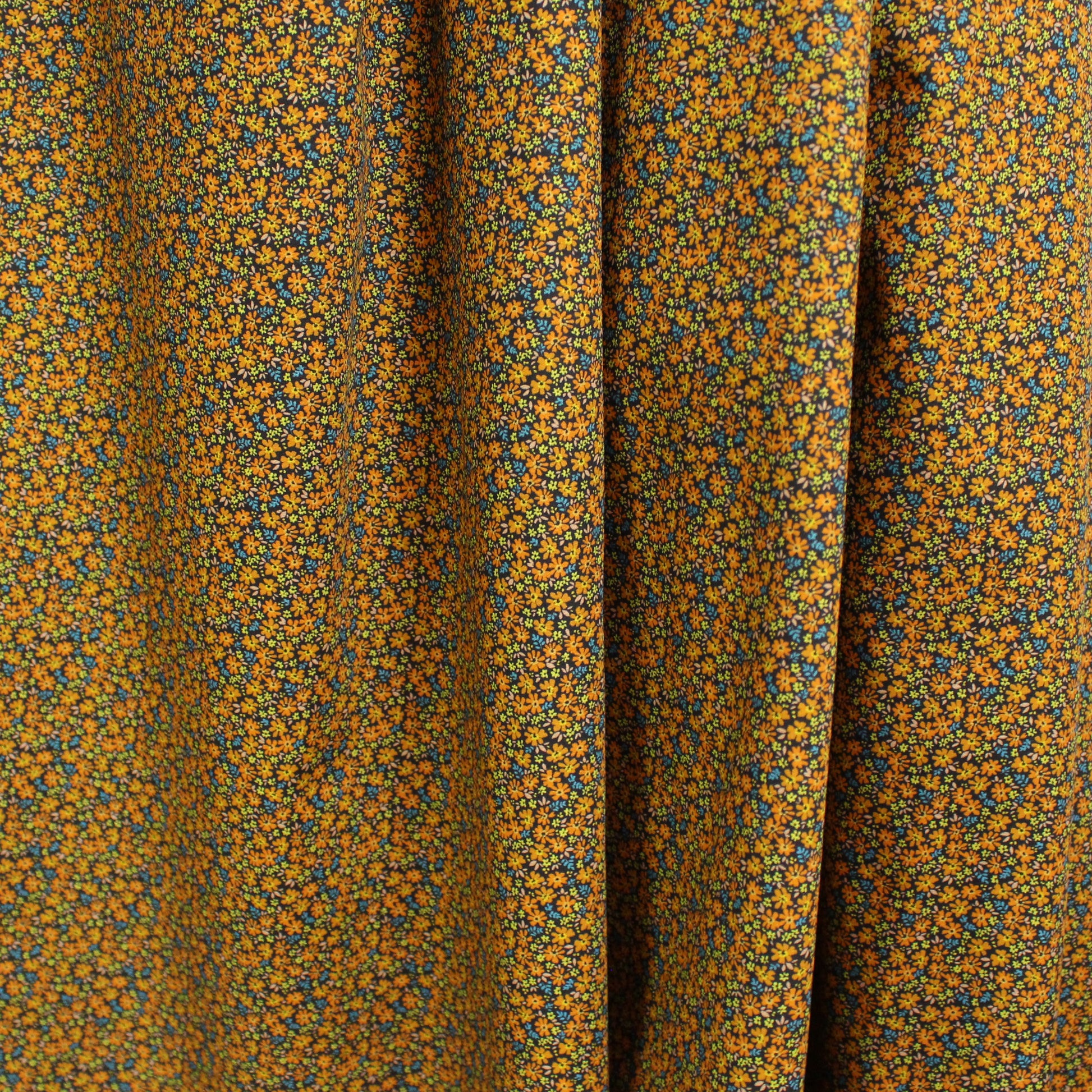 Dutch 'ditsy floral' cotton poplin - pumpkin