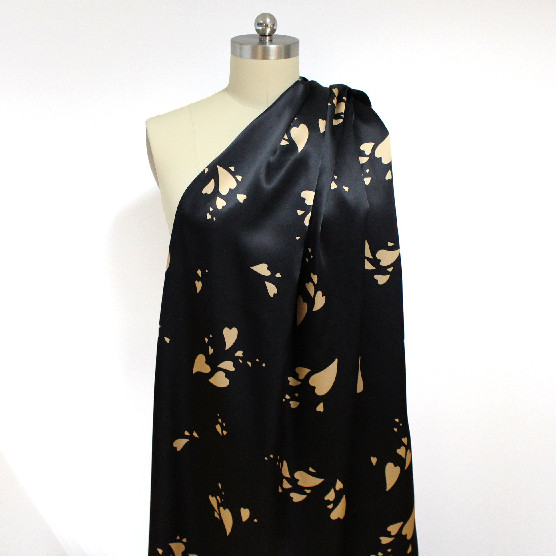 Ref0rmation 'champagne hearts' silk charmeuse