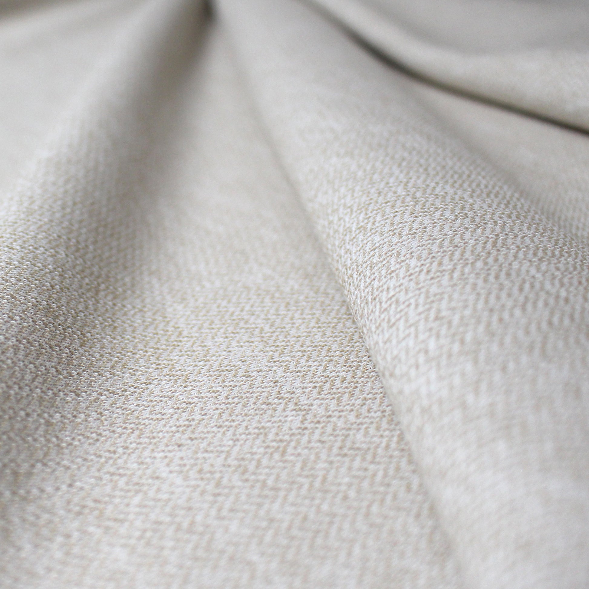 Hug0 B0ss 'micro herringbone' reversible jacquard viscose knit