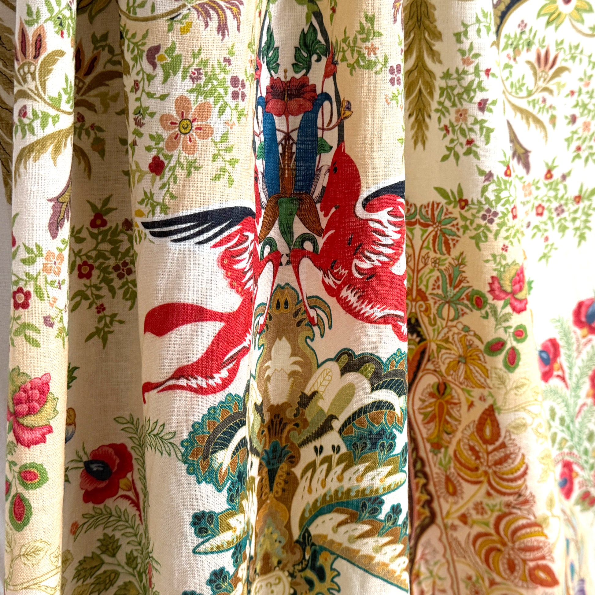 Italian 'mythic garden' printed linen dressweight woven