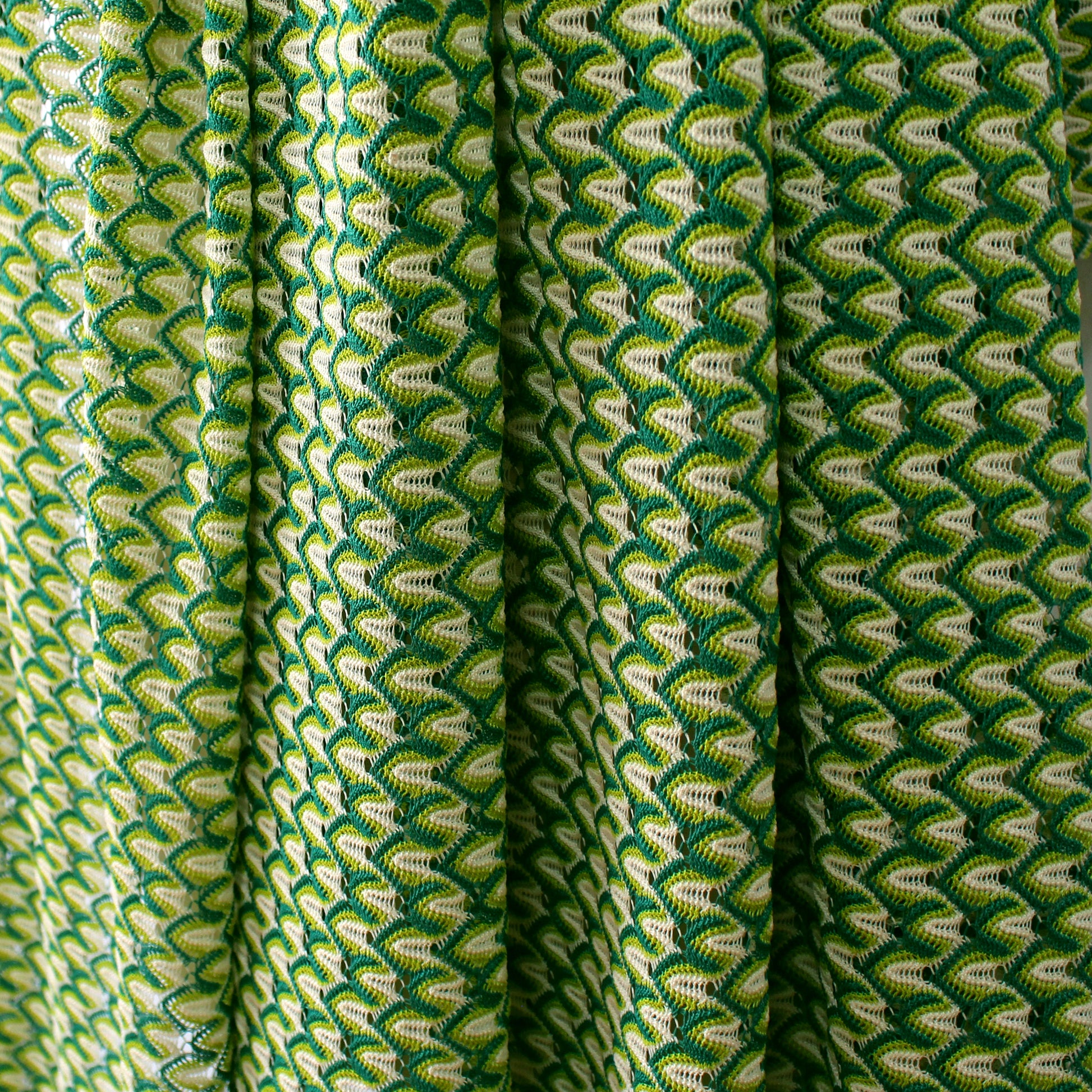 Missoni-esque flame stitch knit - clover/lime