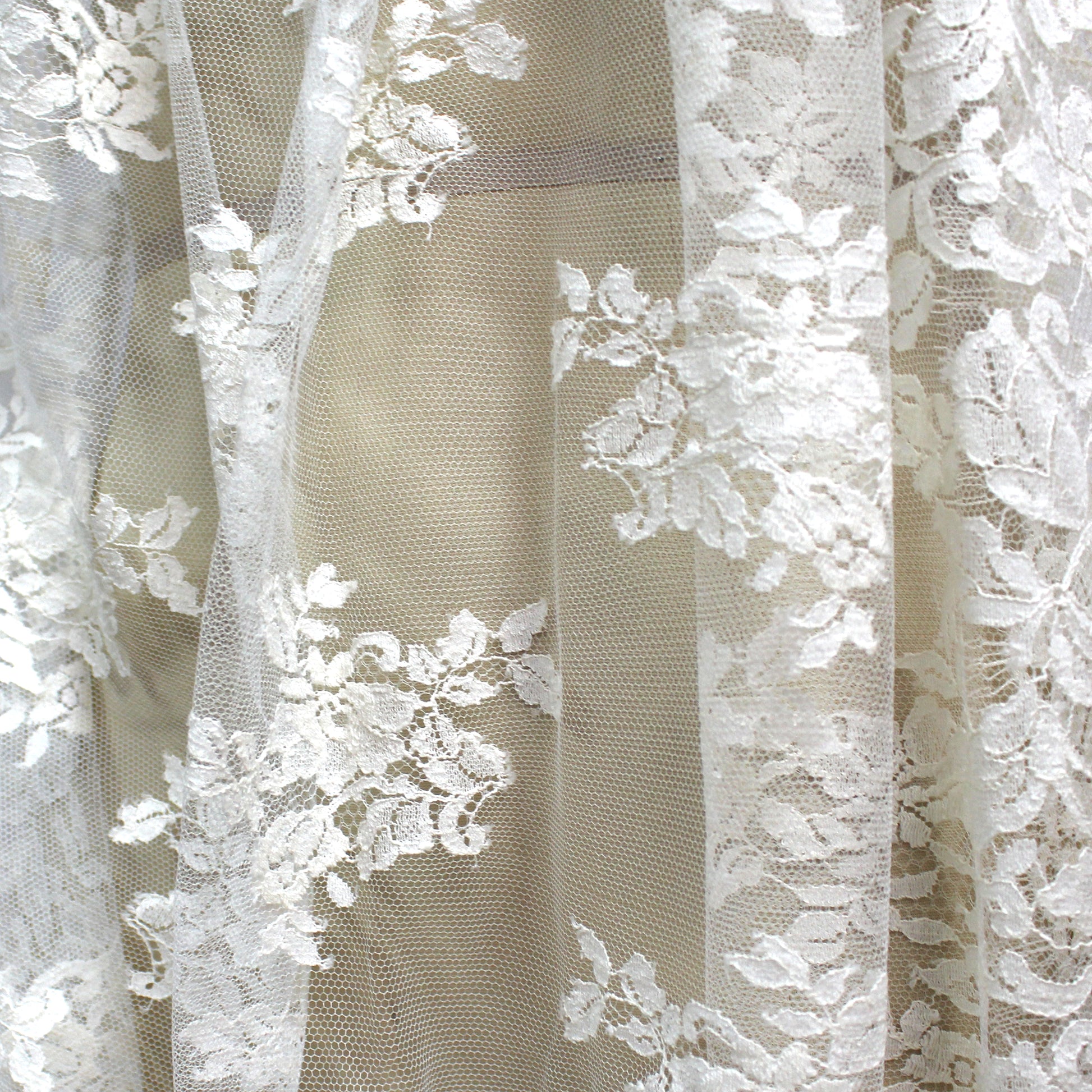French 'Chantilly' exquisite cotton blend lace, Oeko-Tex cert.