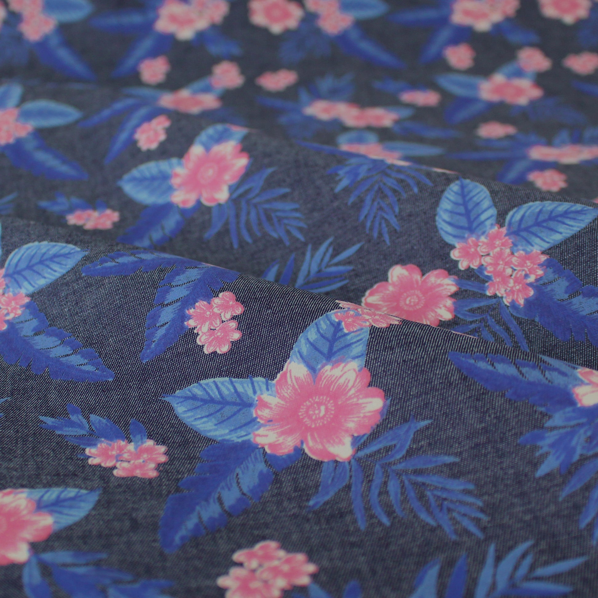 Italian 'hibiscus' printed lightweight denim - pink