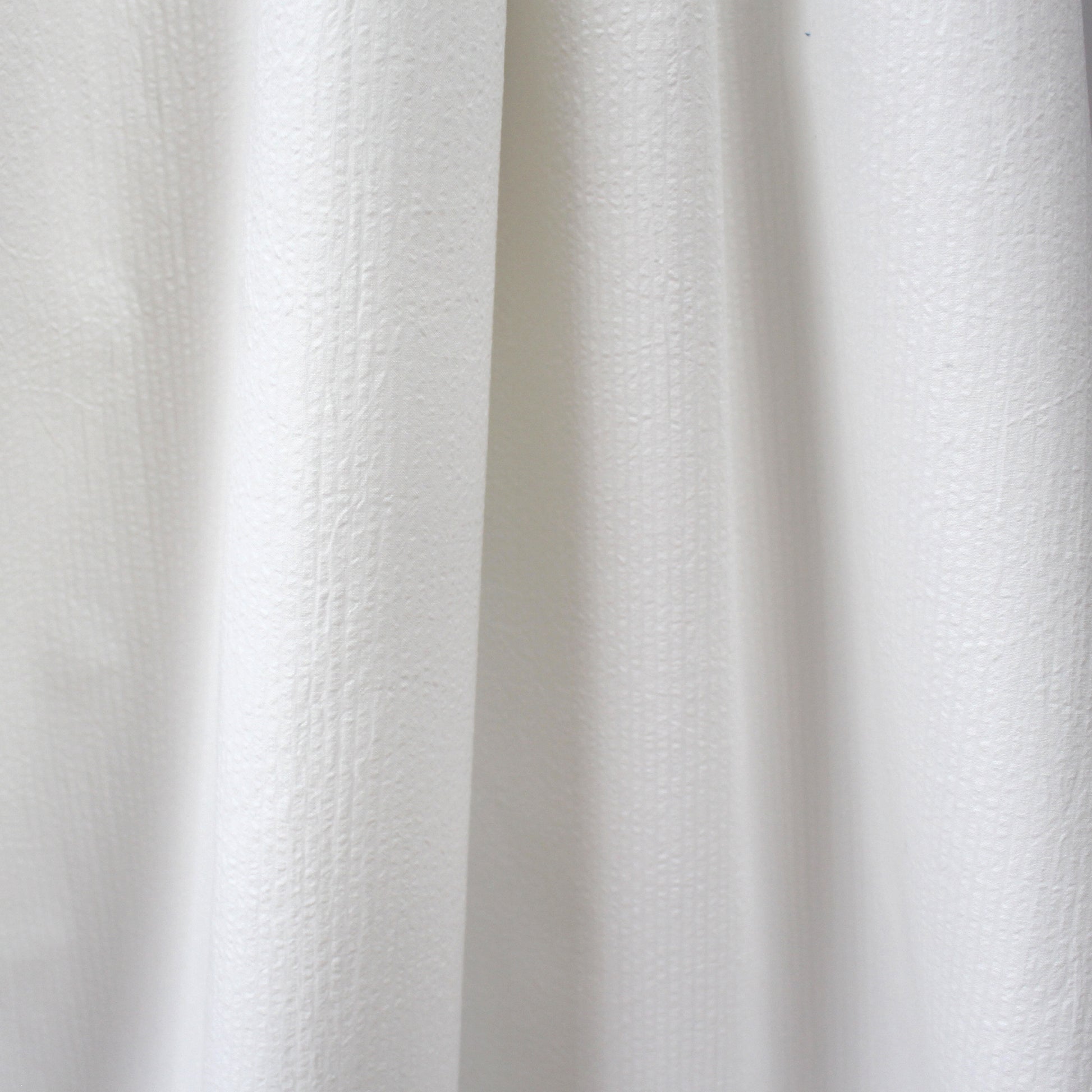 'weekender' all-cotton stripe seersucker - white/white