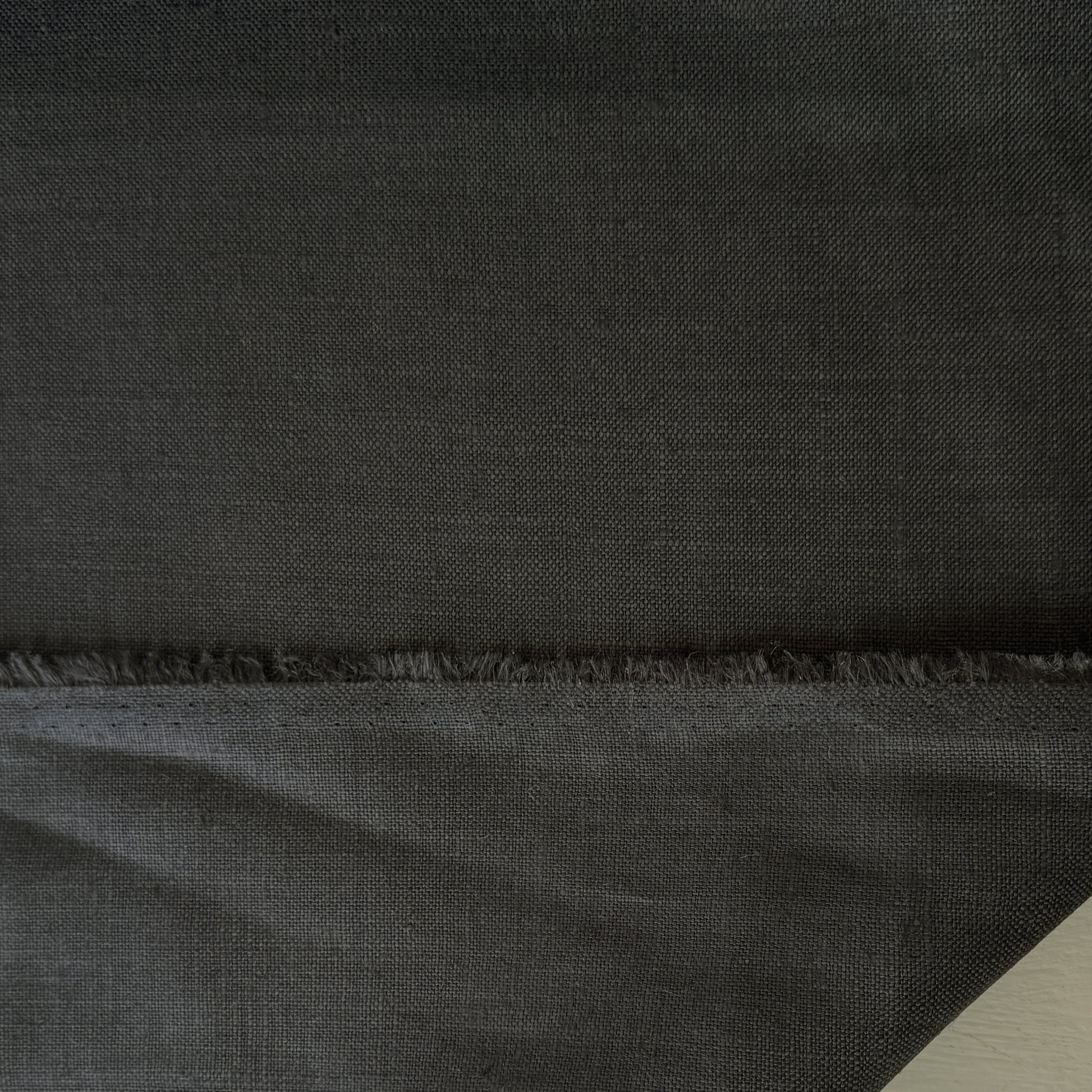 European mid-weight linen woven - smoke gray