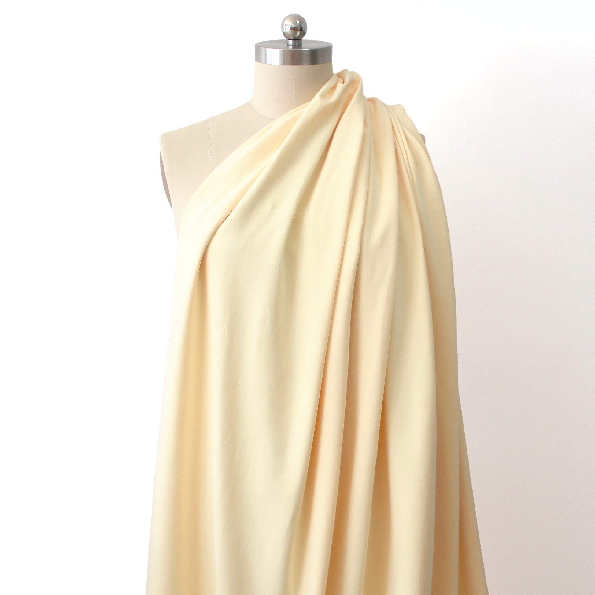 'softy' essential knit - banana cream