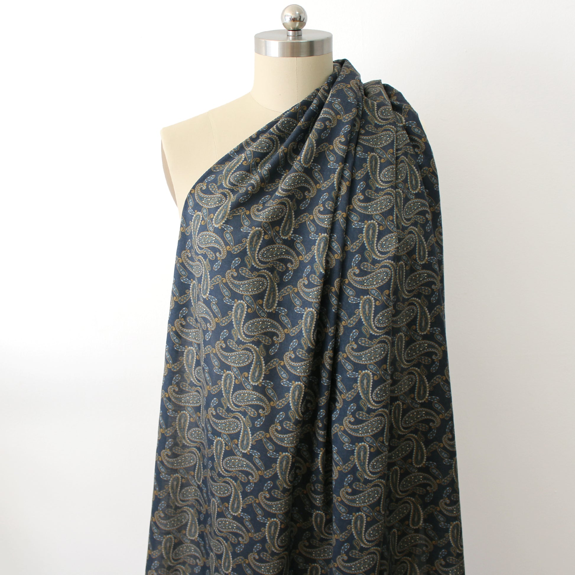Japanese paisley cotton/Tencel drapey shirting - blue