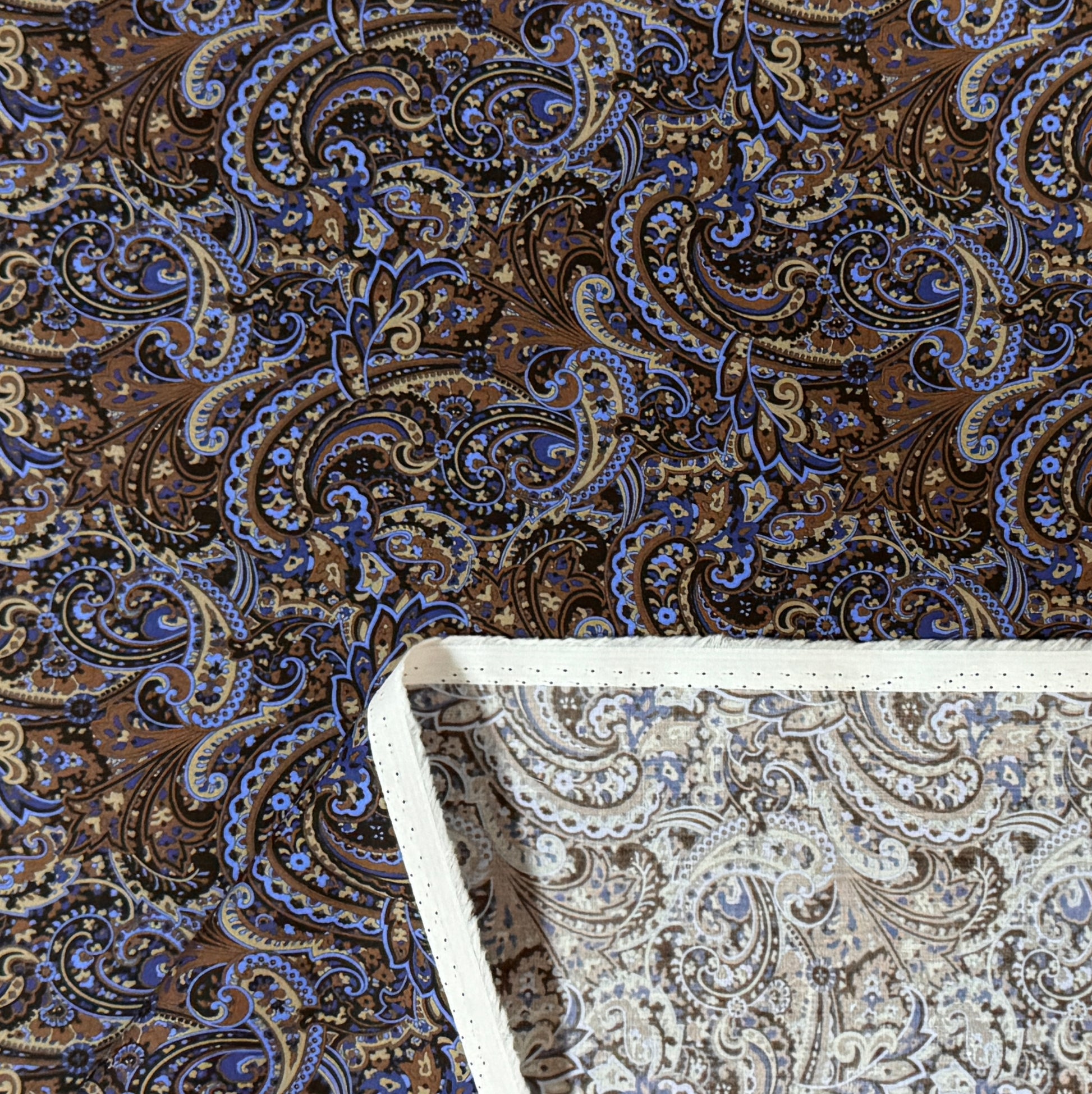 Italian 'chocolate paisley' cotton poplin