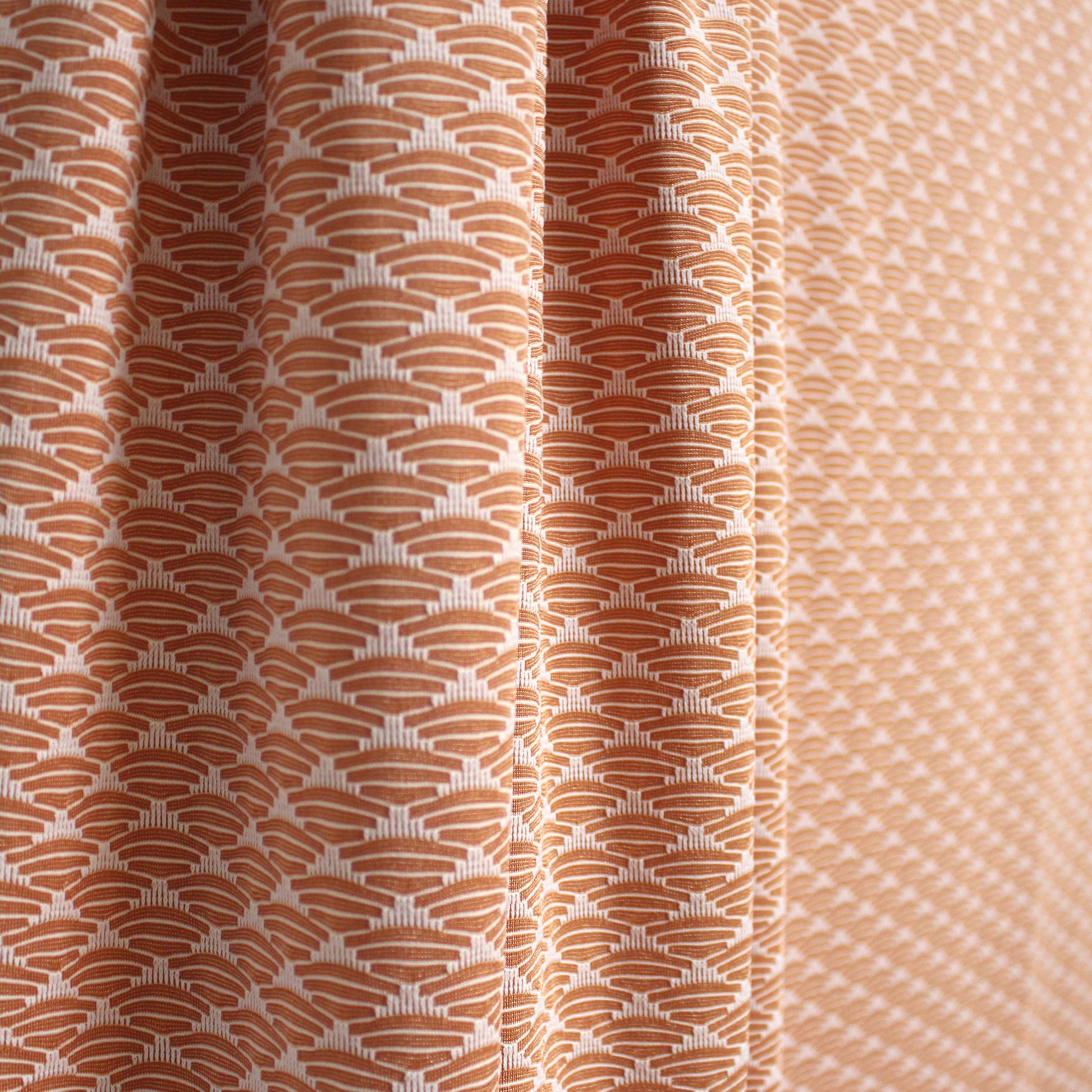 French 'pink shell' novelty knit
