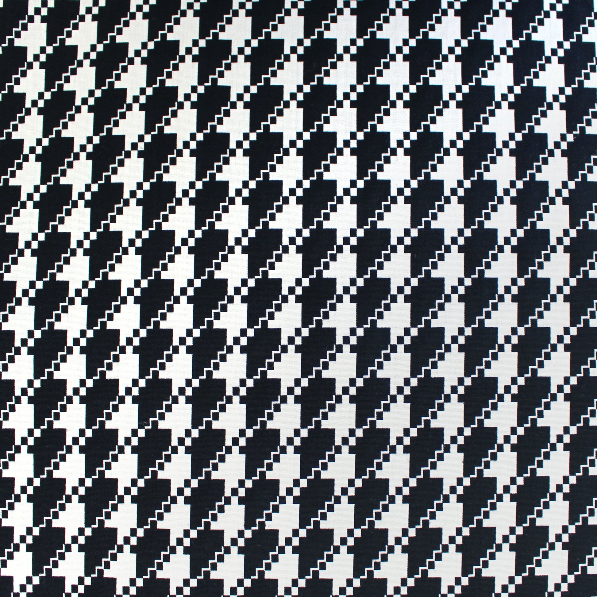 Italian 'digital houndstooth' reversible stretch jacquard