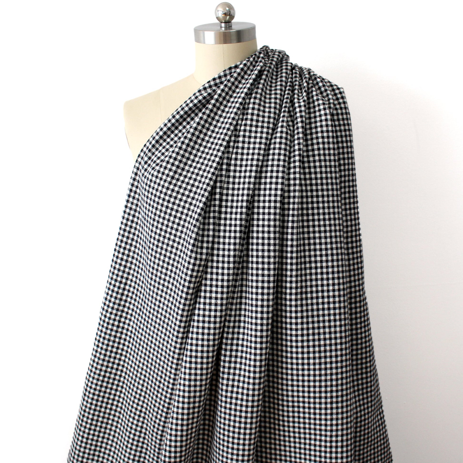 textured organic cotton woven gingham - black/white