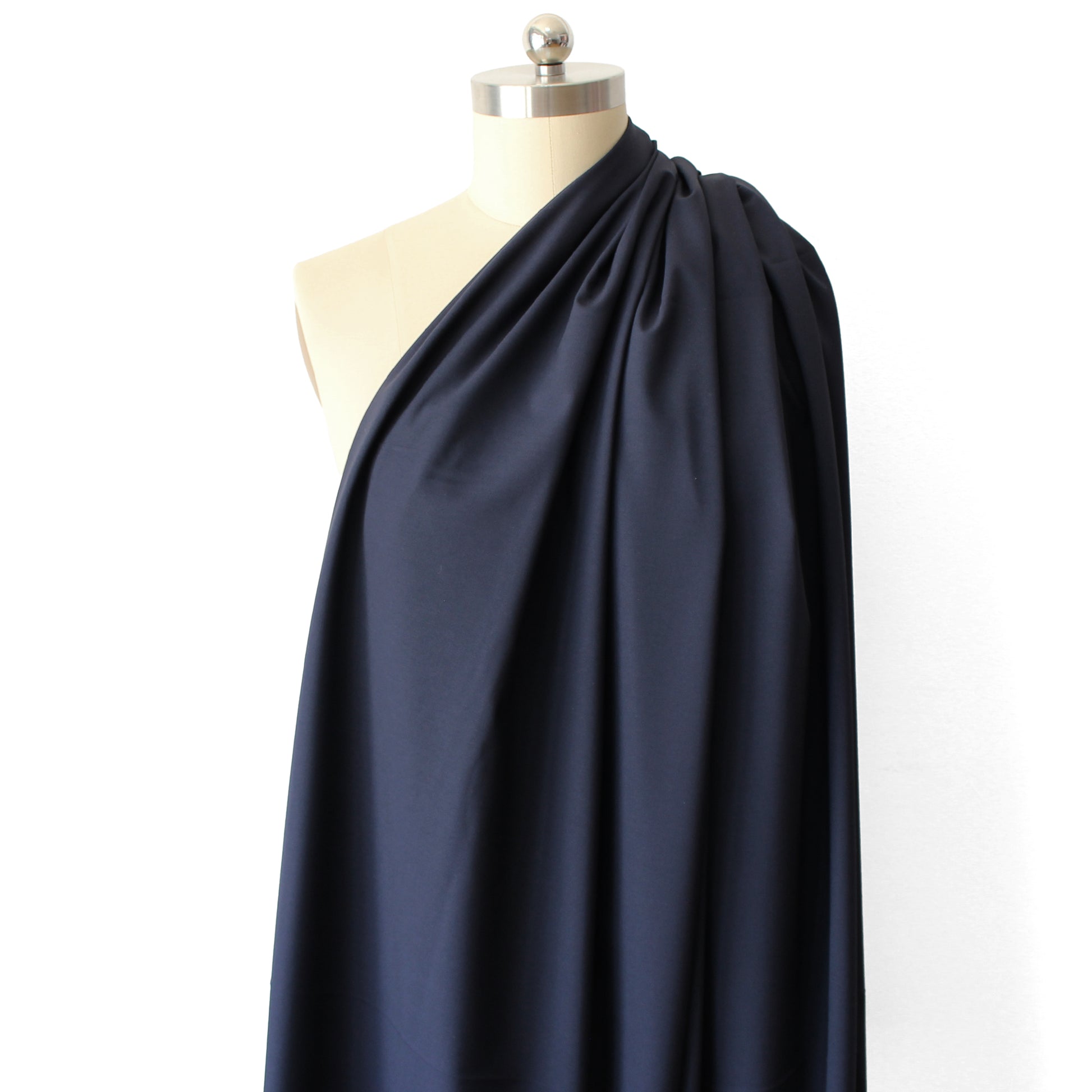 Italian luxury 'coat of arms' windproof wool suiting