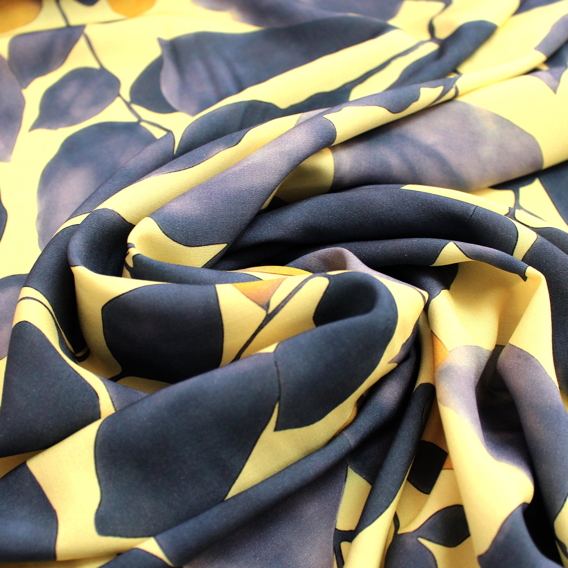 'leaves in light' viscose woven, Oeko-Tex cert.
