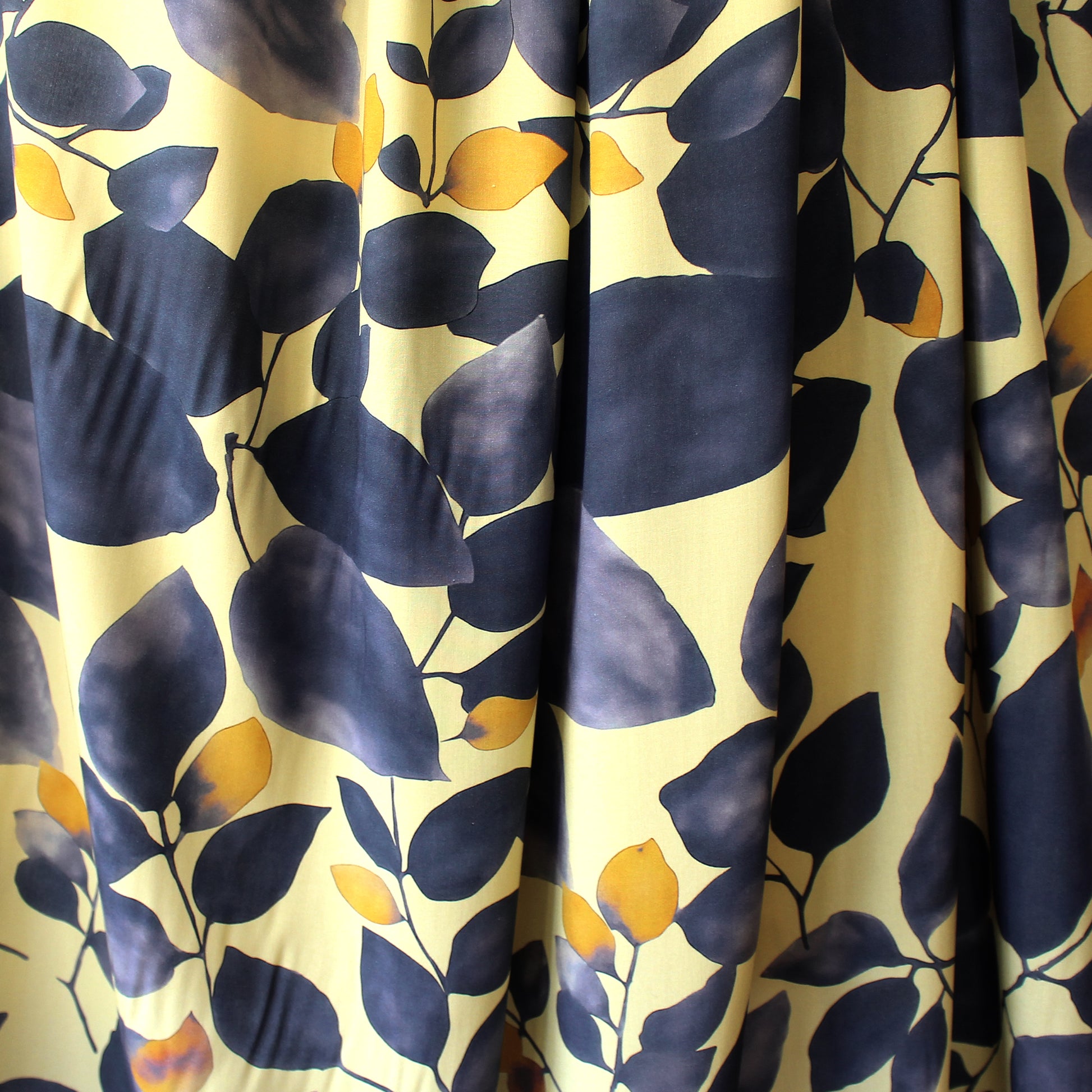 'leaves in light' viscose woven, Oeko-Tex cert.
