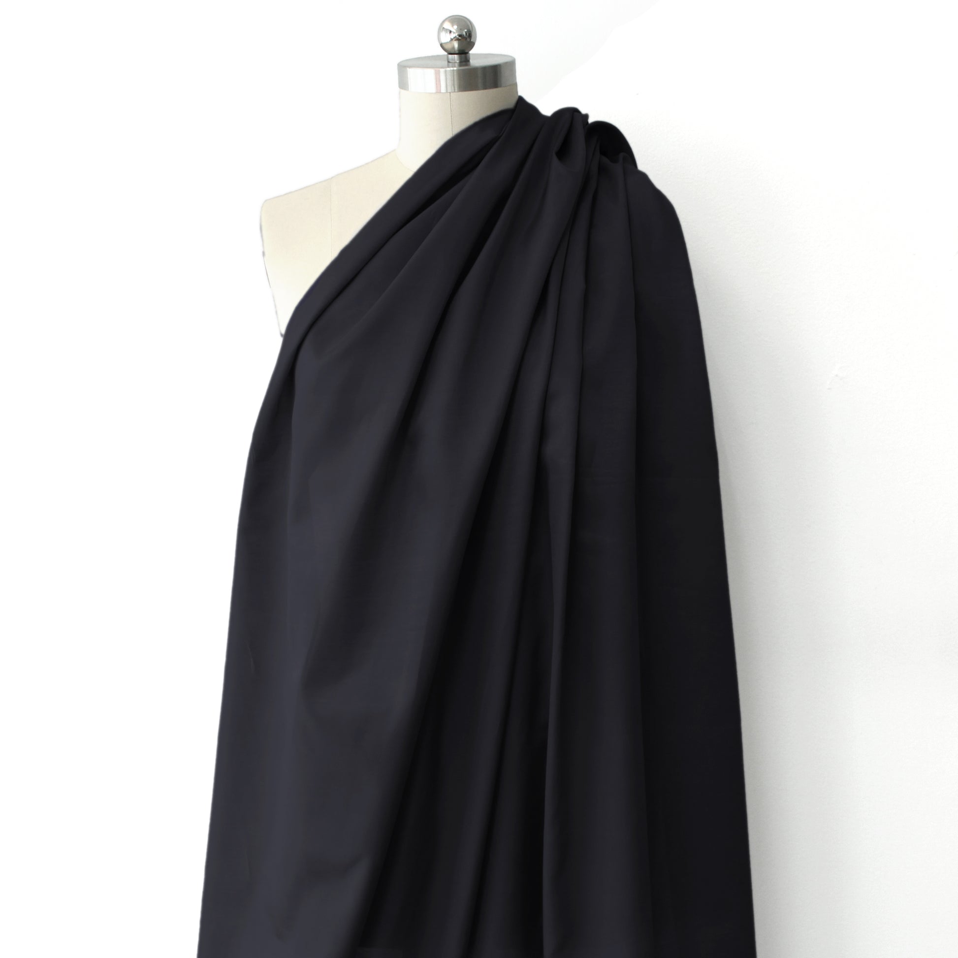 deadstock cotton/silk broadcloth - black