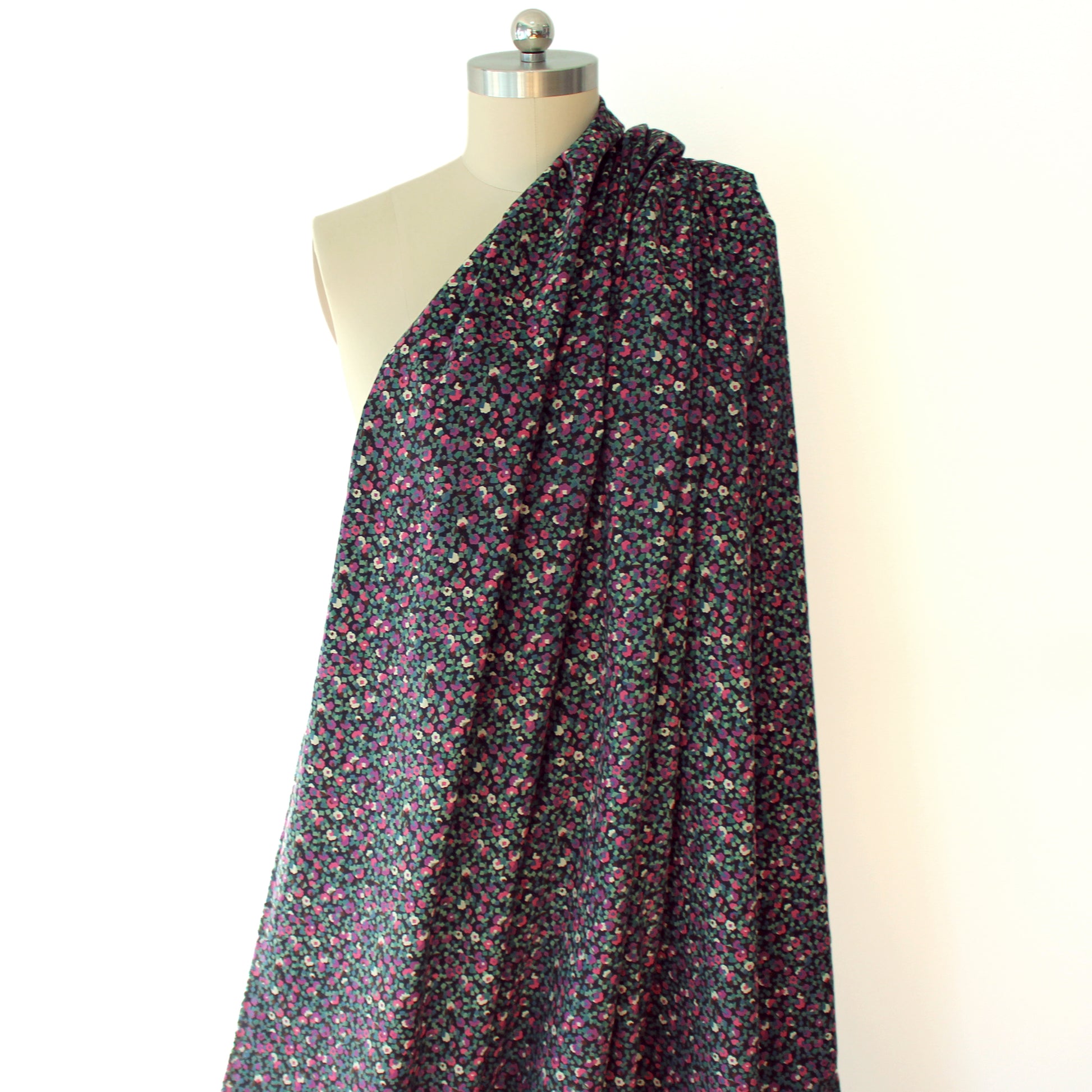 Japanese 'babywale' graphic floral cotton corduroy - pink/sage