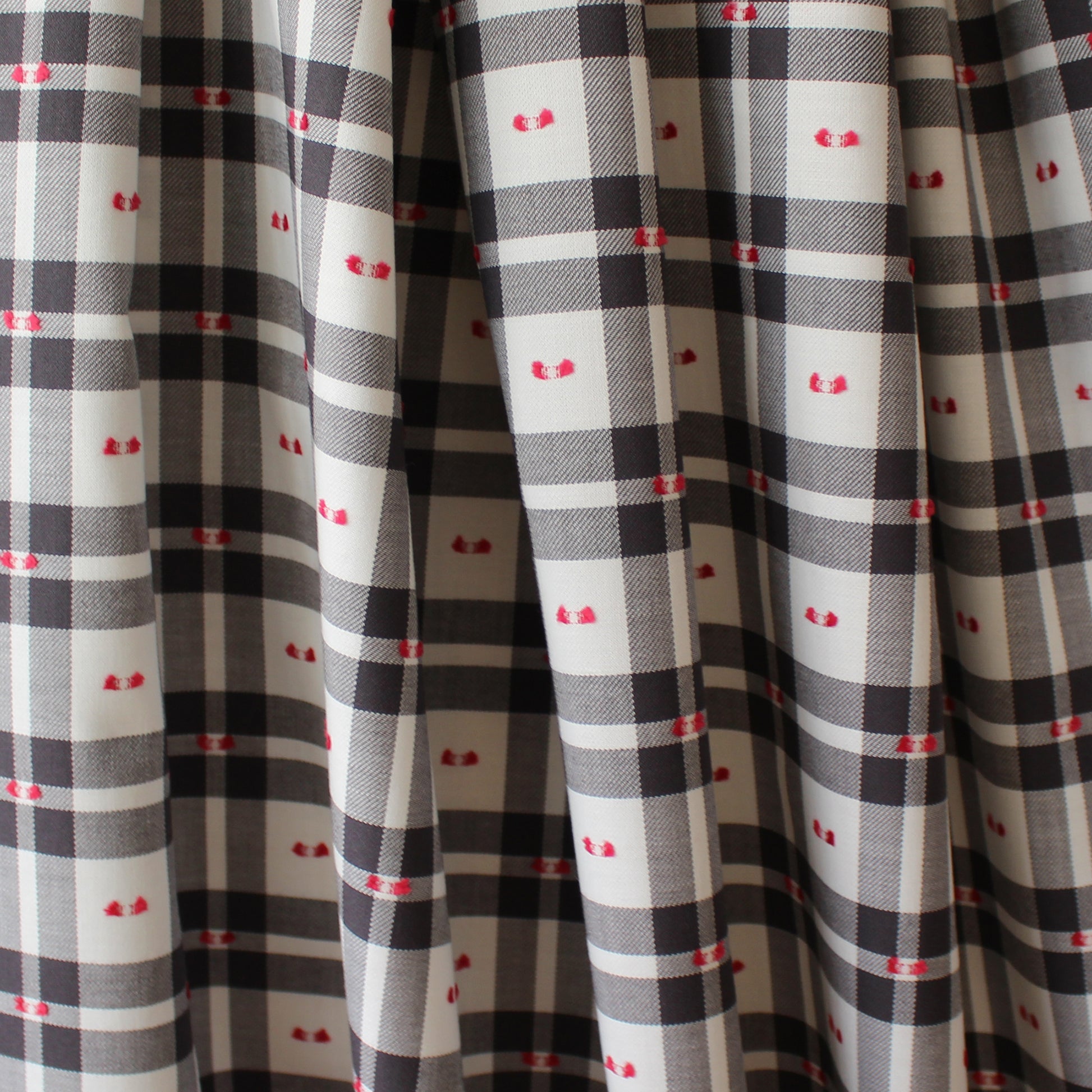 Italian 'Hepburn' plaid fil coupé cotton twill, Oeko-Tex cert.