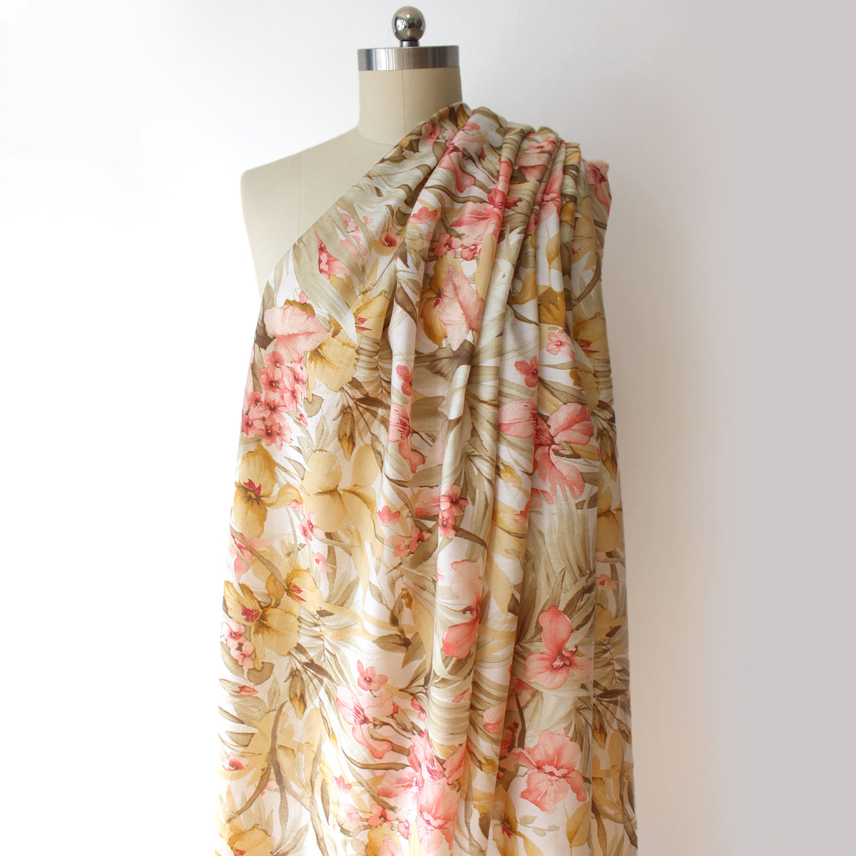 voile, Tencel blend printed woven 'breezy tropics' - salmon/maize