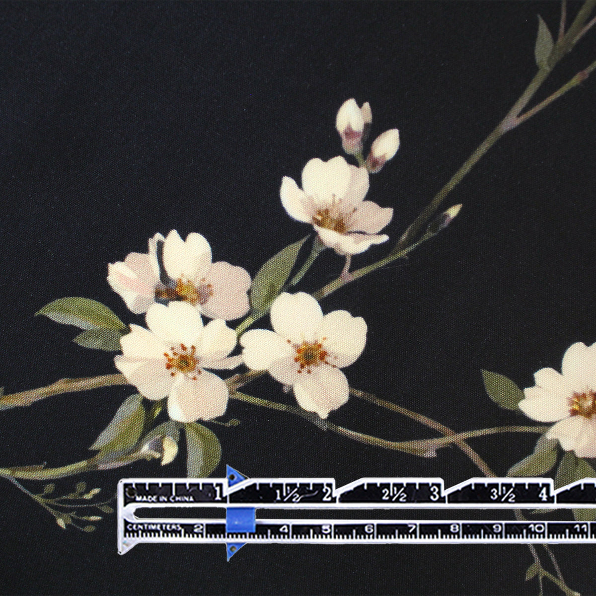 challis, printed viscose woven 'delicate flowers'
