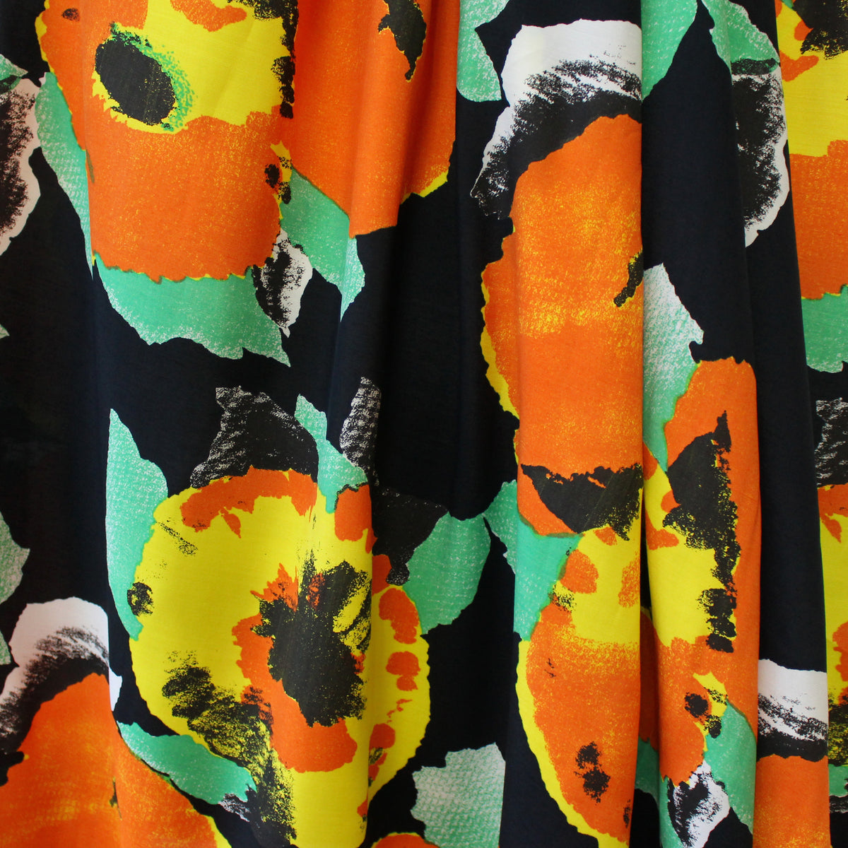 viscose crepe, dressweight woven 'blooms on black'