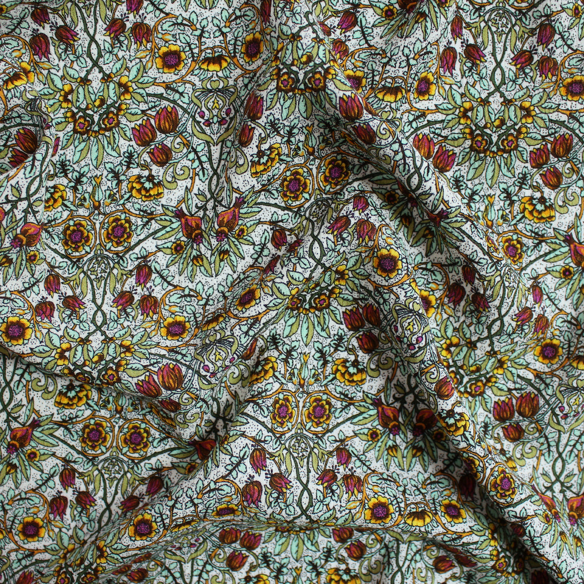 crinkled crepe, viscose woven 'nouveau flowers'